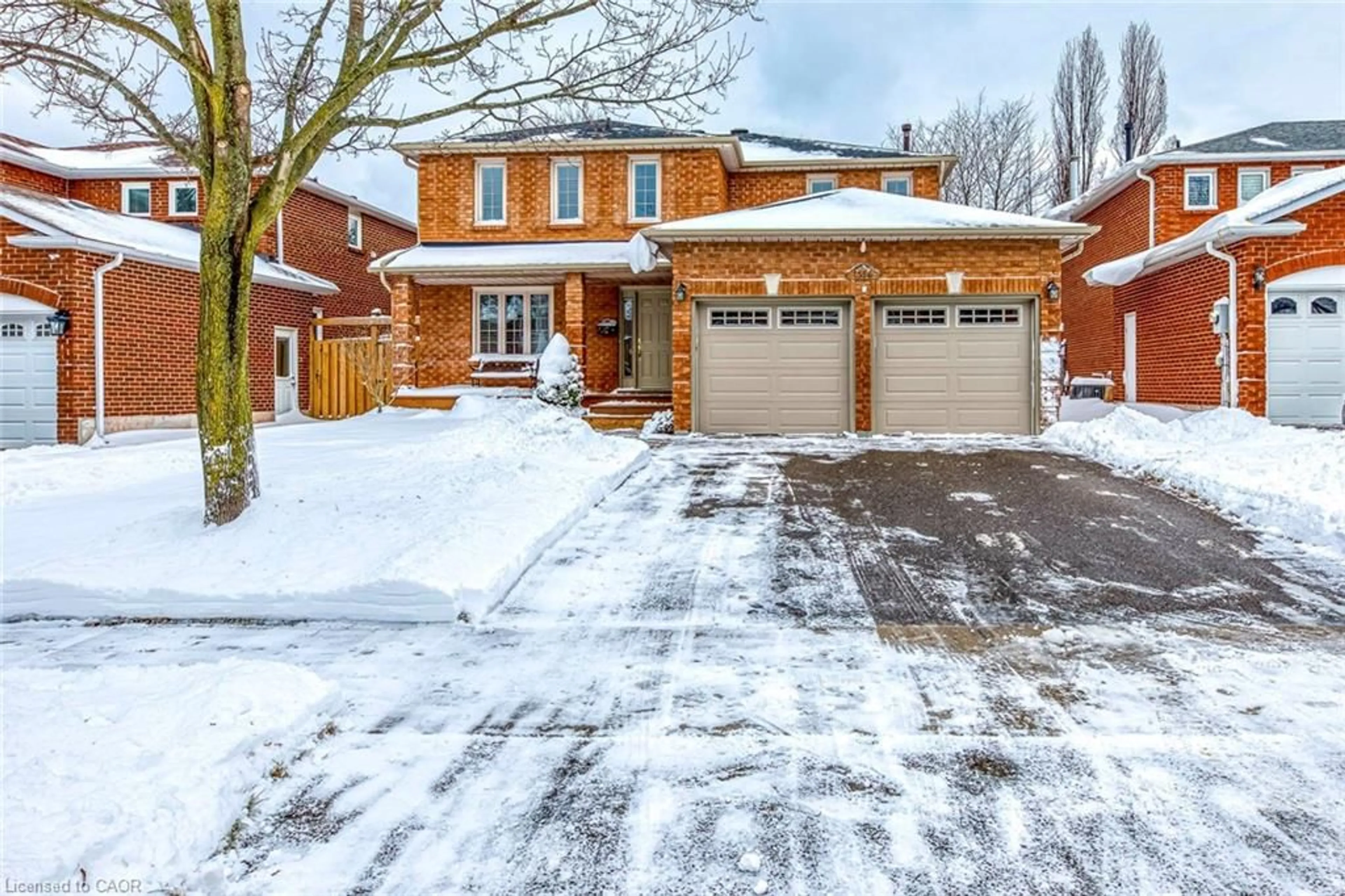 Home with brick exterior material, street for 1356 Chedboro Cres, Oakville Ontario L6J 7A3
