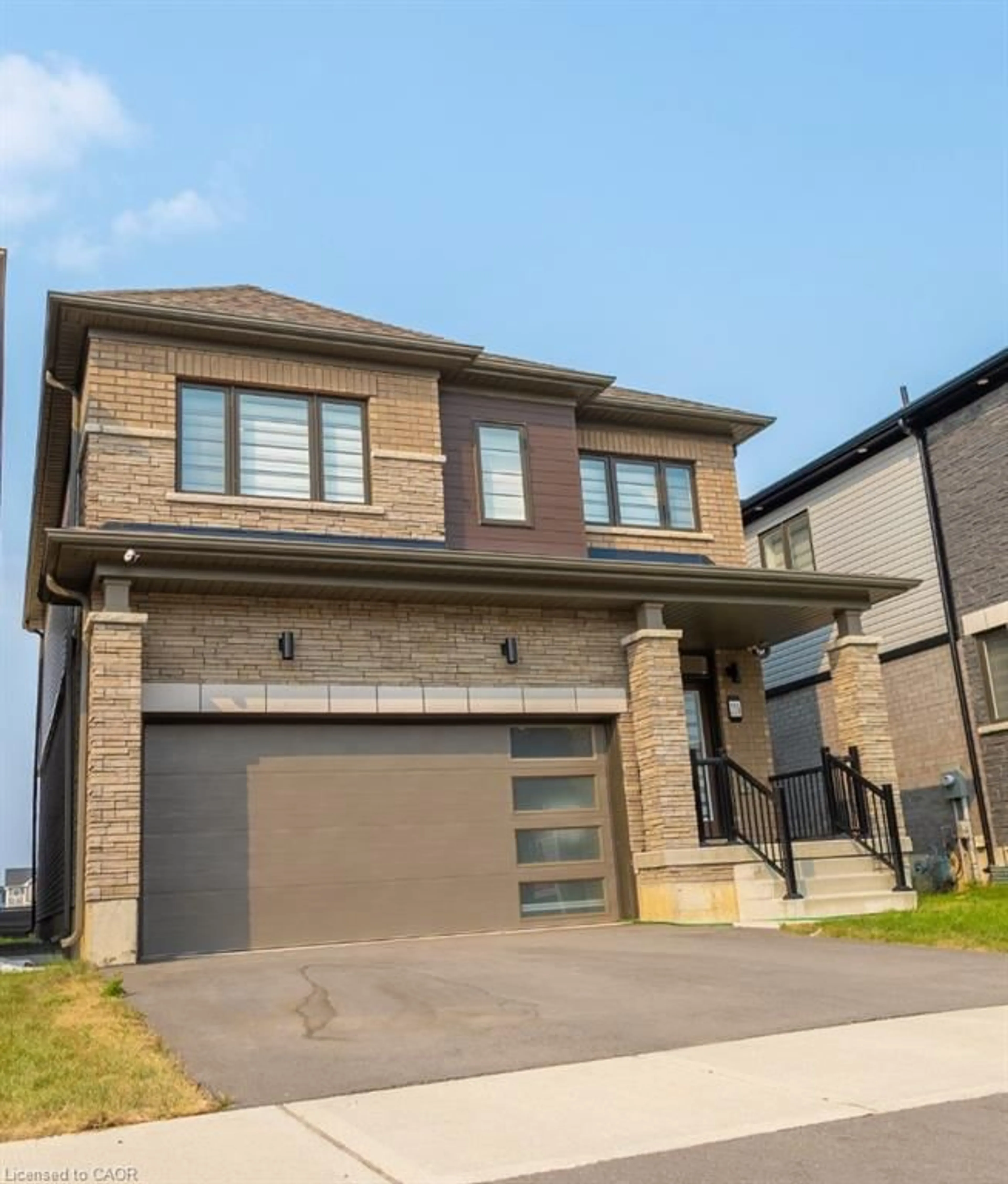 Home with brick exterior material, street for 218 Wilmot Rd, Brantford Ontario N3T 0V8