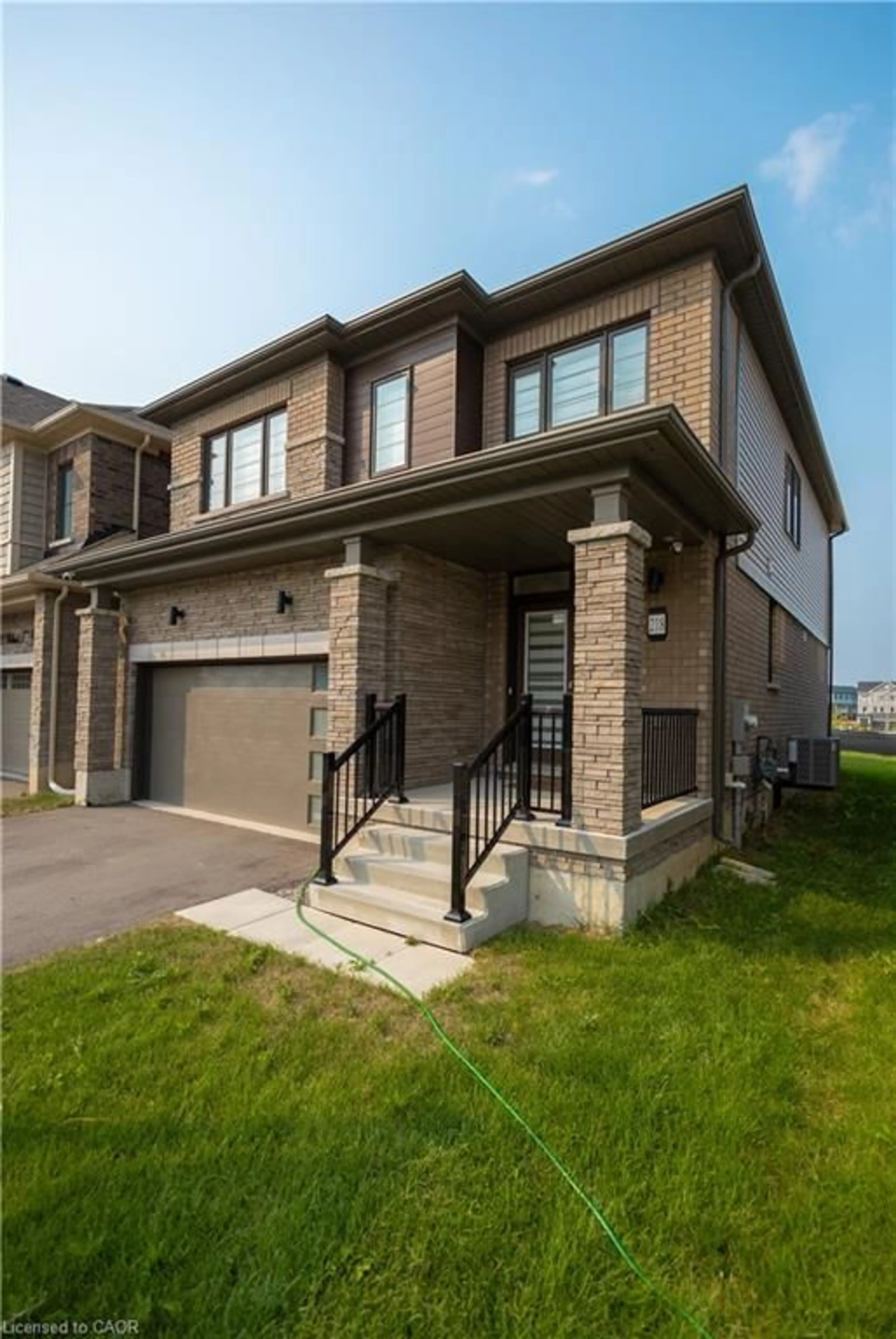 Home with brick exterior material, street for 218 Wilmot Rd, Brantford Ontario N3T 0V8