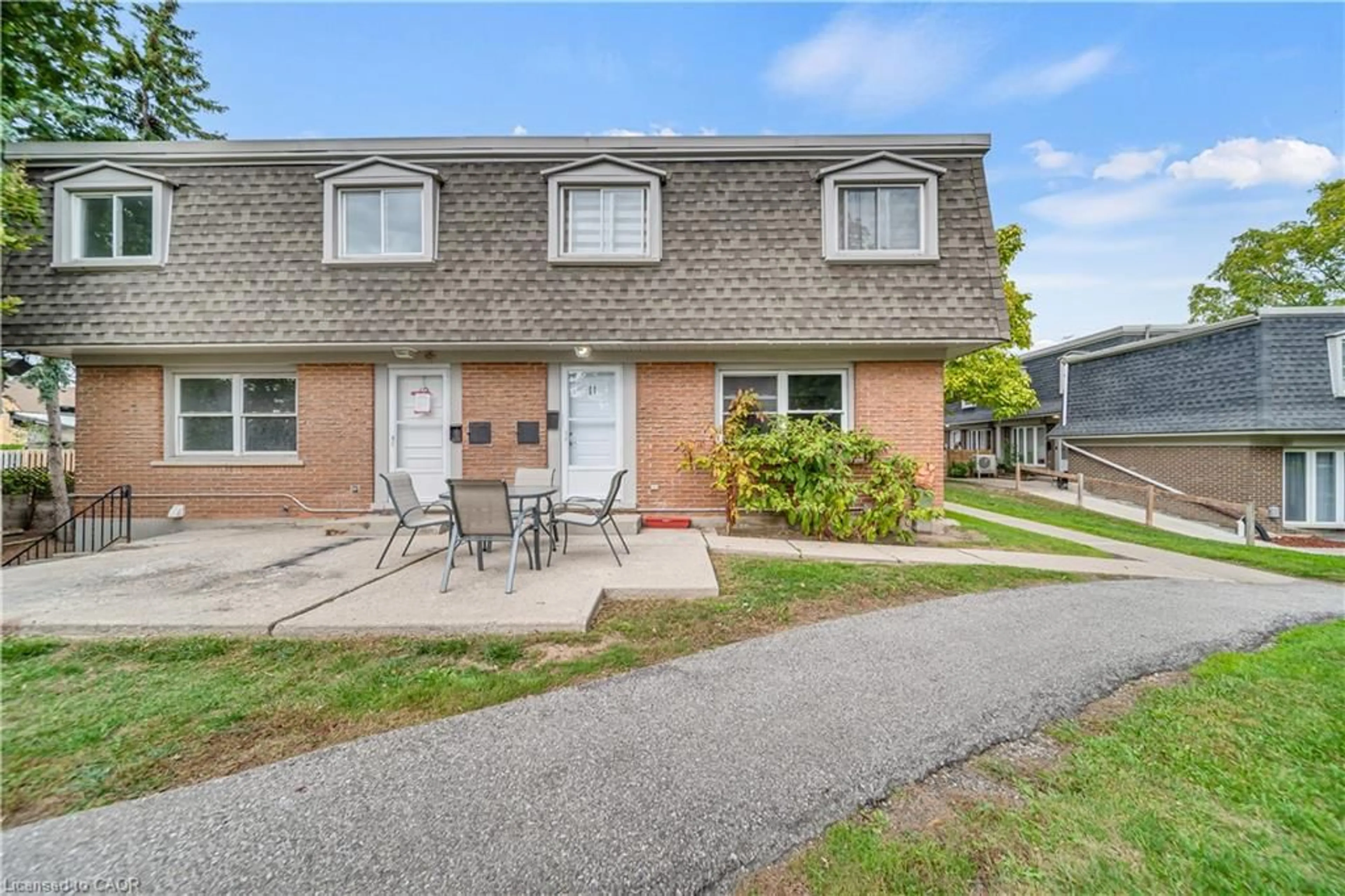 Unknown for 78 Borden Pky #11, Kitchener Ontario N2M 3T4