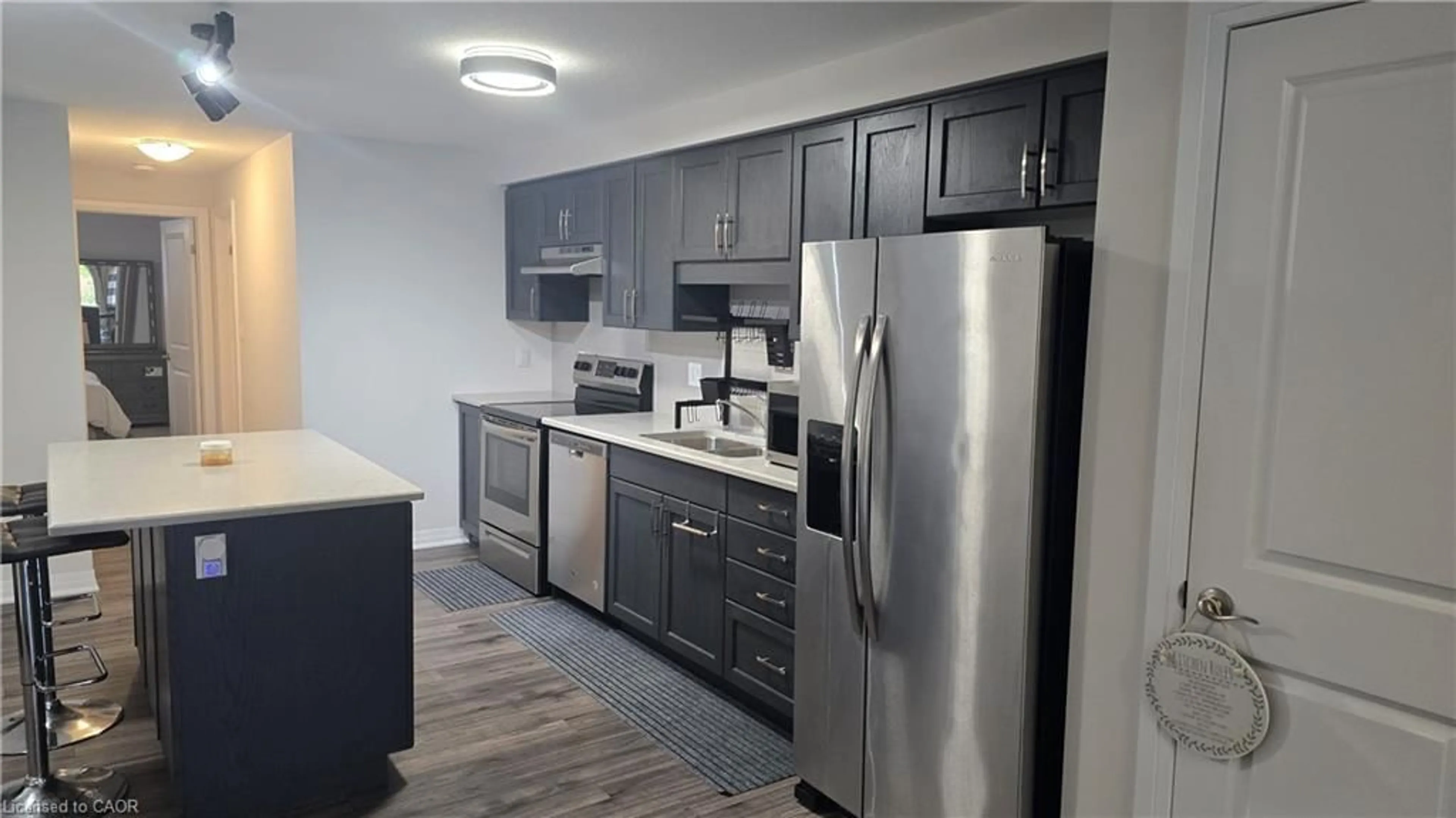 Standard kitchen, unknown for 115 South Creek Dr #15D, Kitchener Ontario N2P 0H2