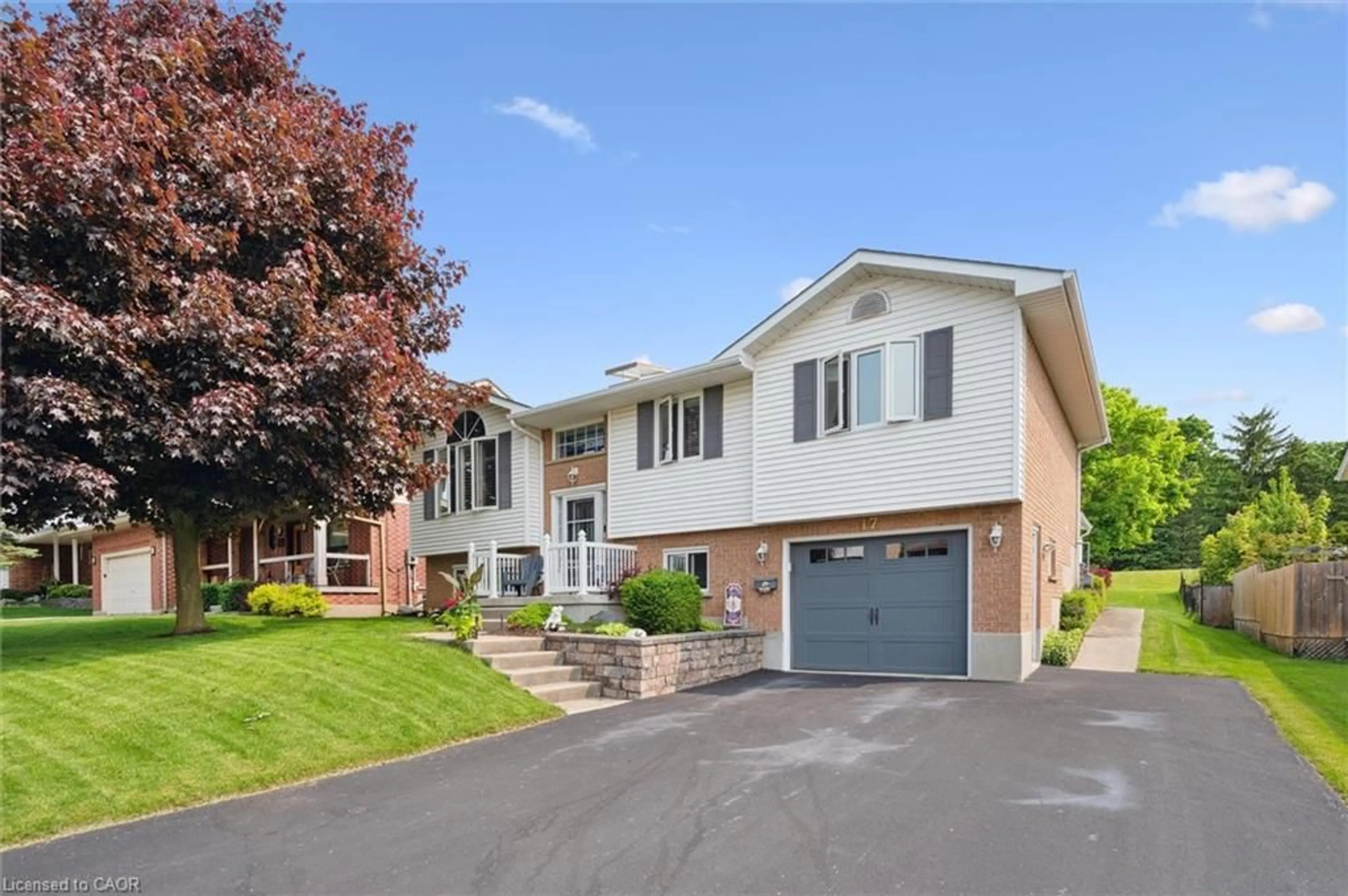 Home with brick exterior material, street for 17 Keating Dr, Elora Ontario N0B 1S0