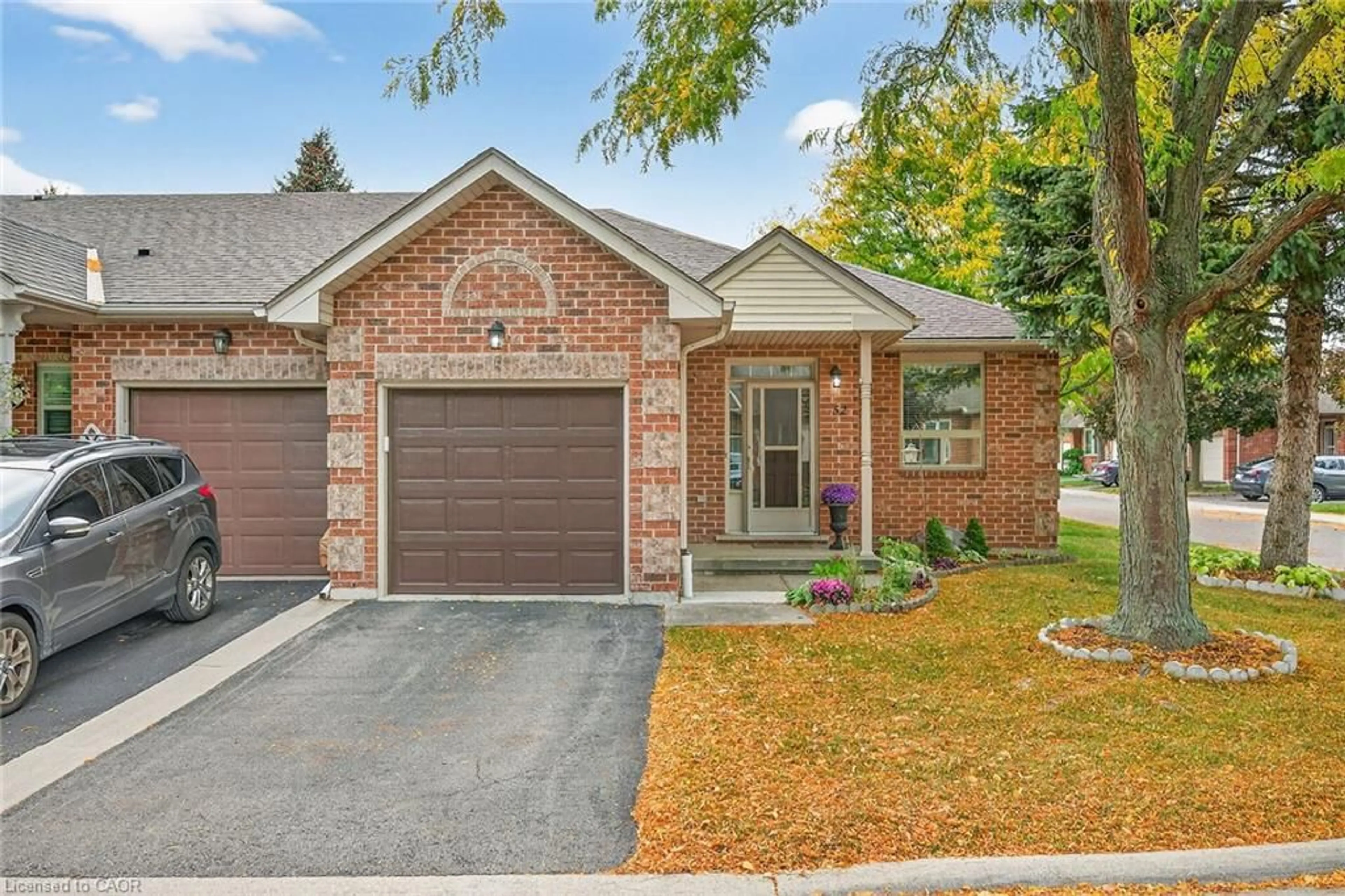 Home with brick exterior material, street for 52 Twentyplace Blvd #28, Mount Hope Ontario L0R 1W0