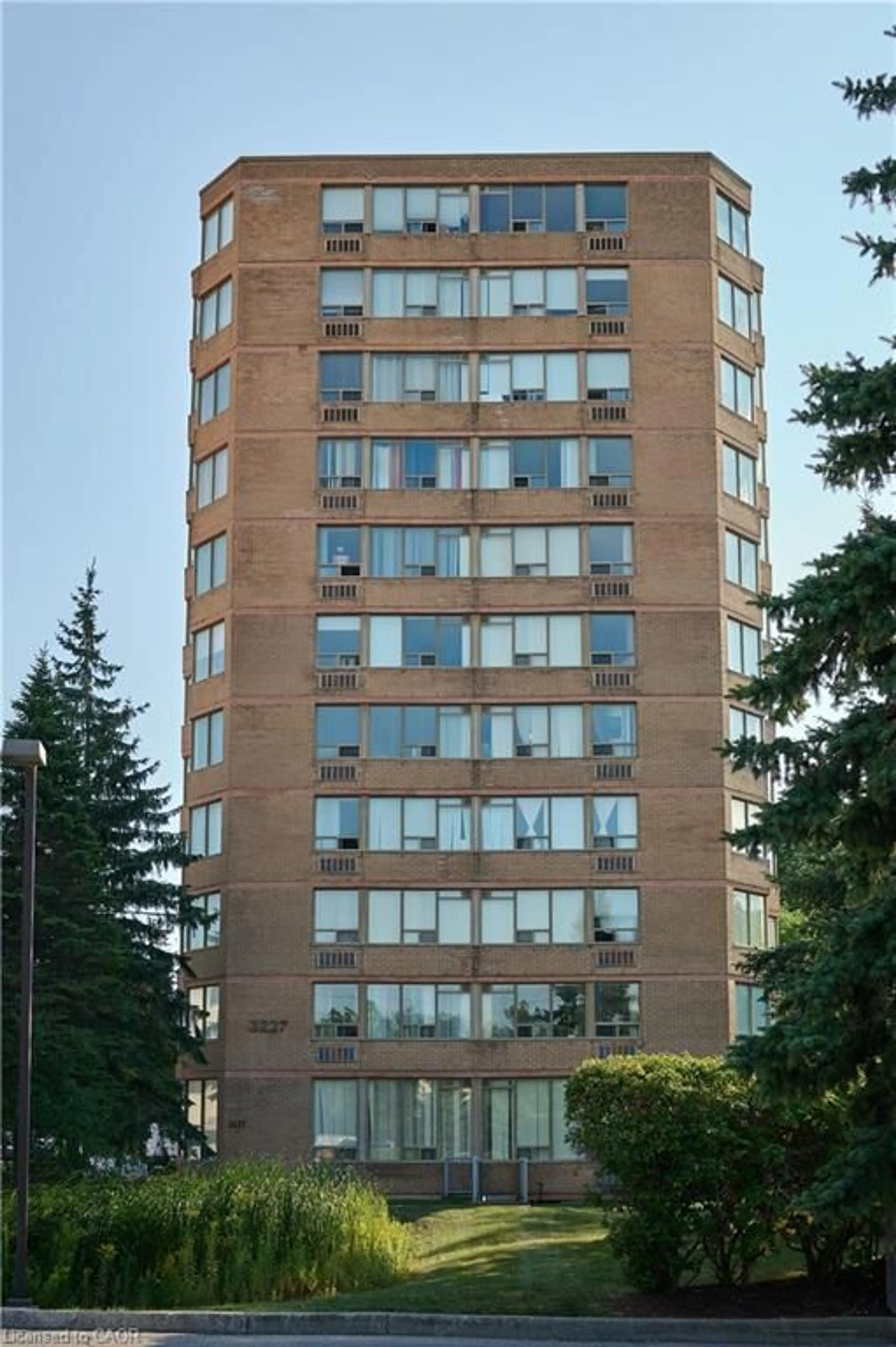 Unknown for 3227 King St #909, Kitchener Ontario N2A 3Z9