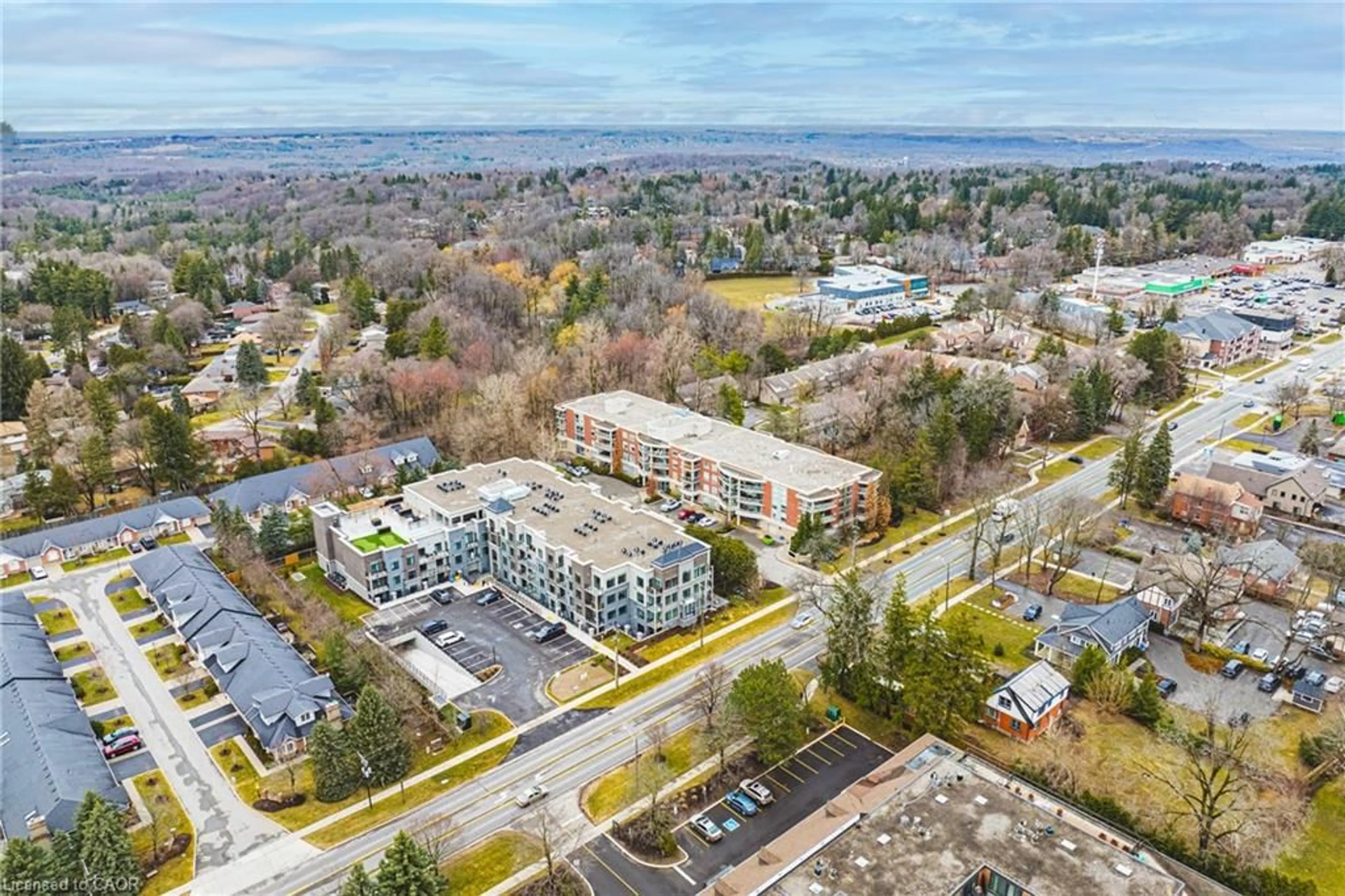 A pic from outside/outdoor area/front of a property/back of a property/a pic from drone, unknown for 125 Wilson St #214, Ancaster Ontario L9G 0B3