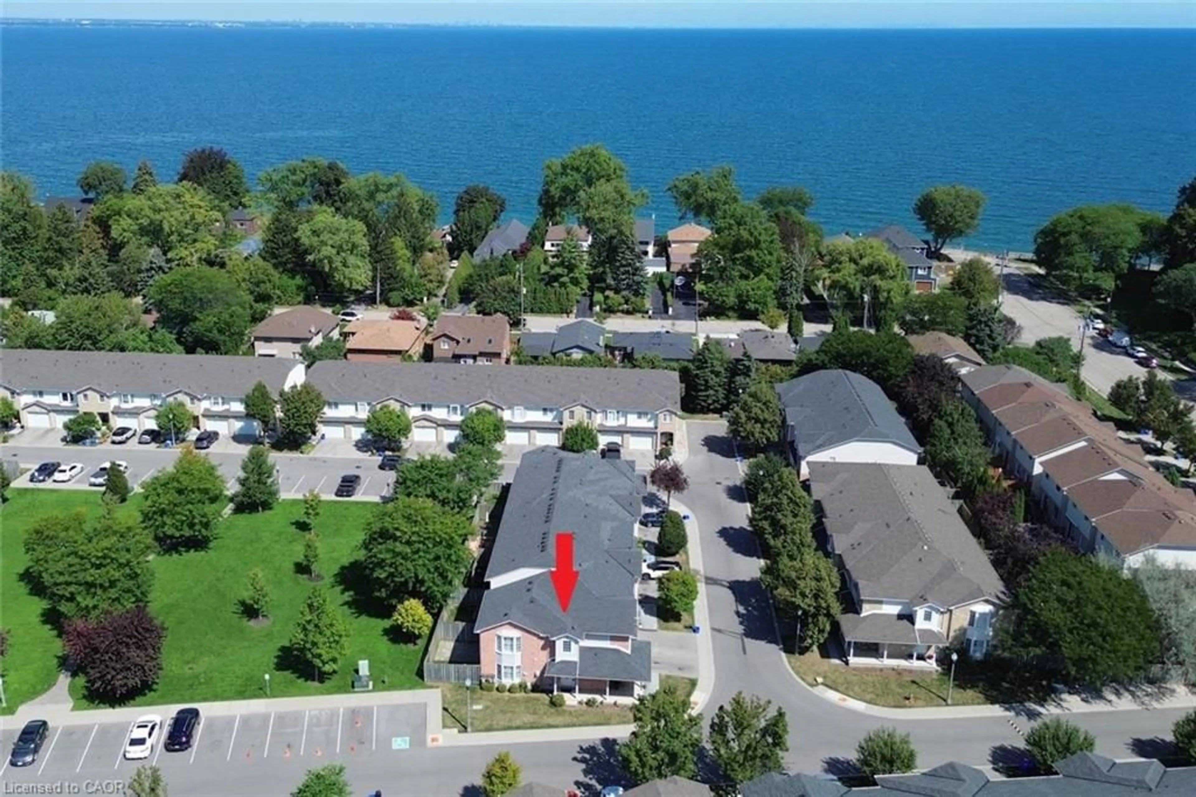 A pic from outside/outdoor area/front of a property/back of a property/a pic from drone, water/lake/river/ocean view for 485 Green Rd #37, Stoney Creek Ontario L8E 6A7
