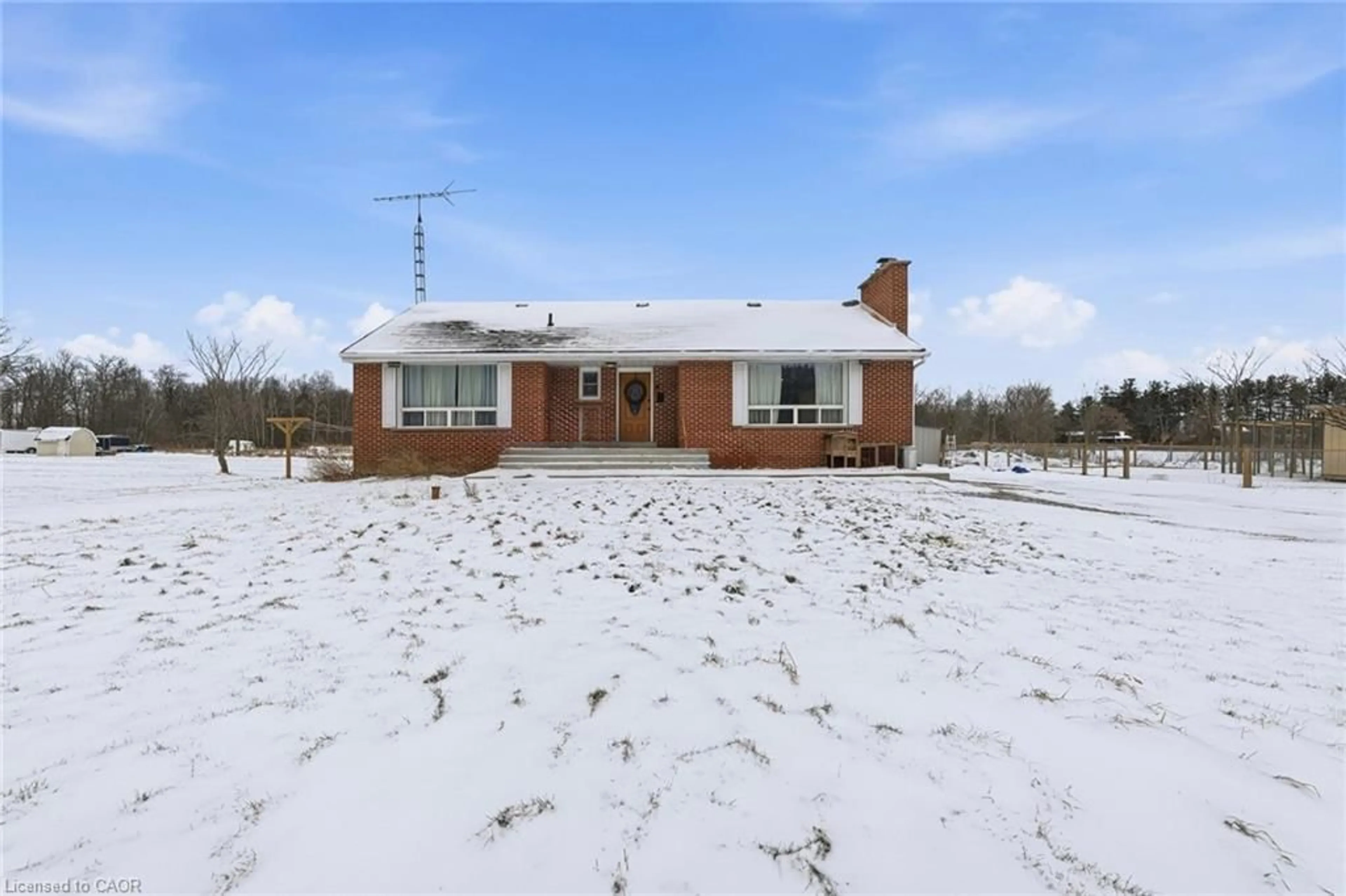 A pic from outside/outdoor area/front of a property/back of a property/a pic from drone, street for 697 56 Hwy, York Ontario N0A 1R0