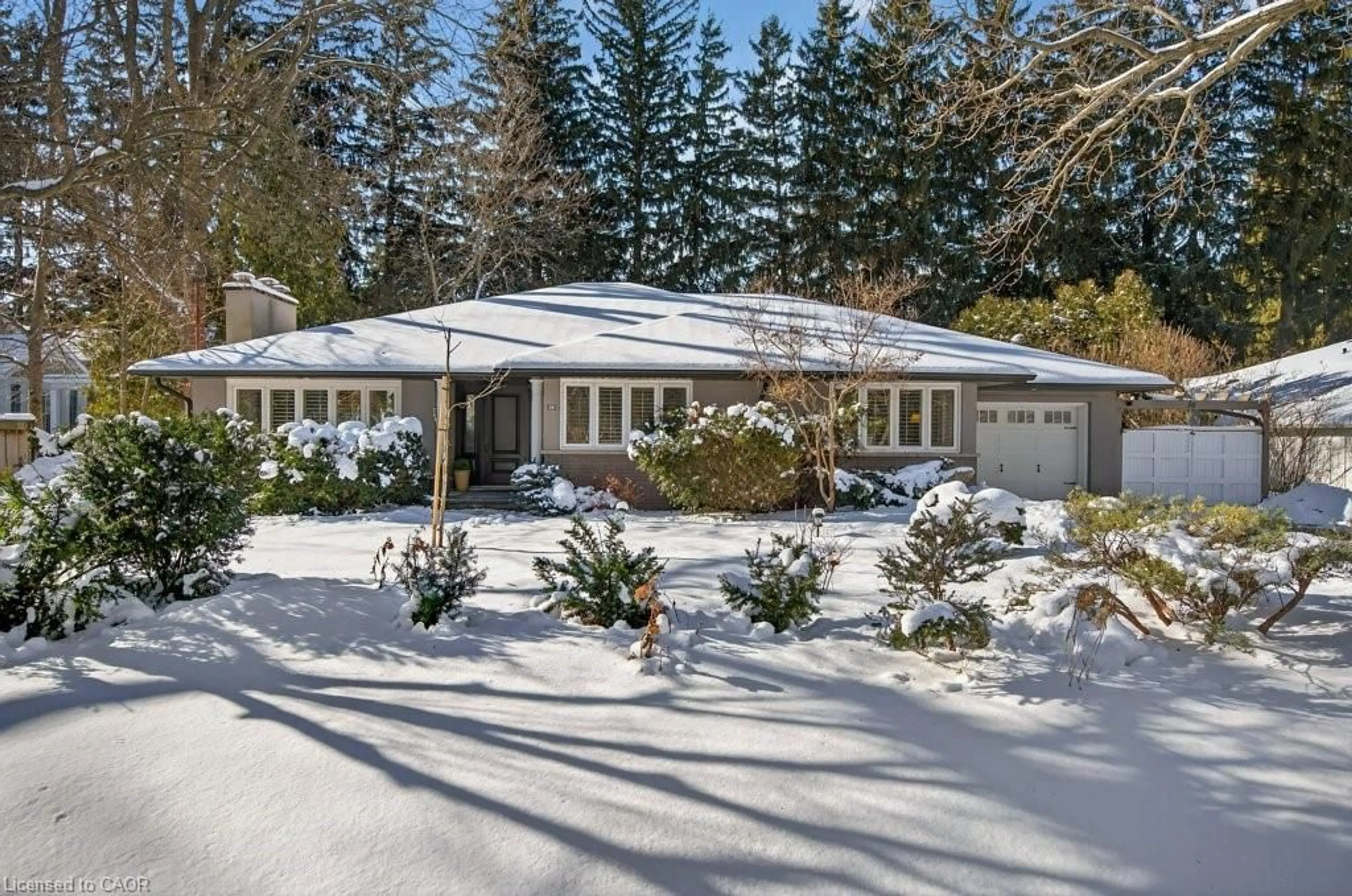 Unknown for 16 Lovers Lane, Ancaster Ontario L9G 1G3