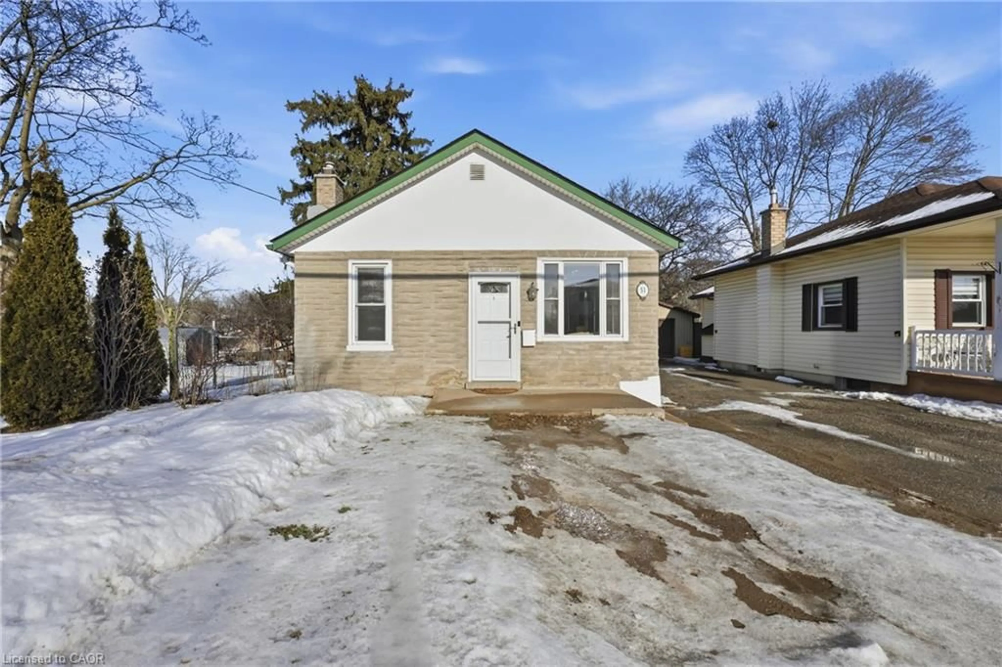 Unknown for 51 Norfolk Ave, Cambridge Ontario N1R 3T7