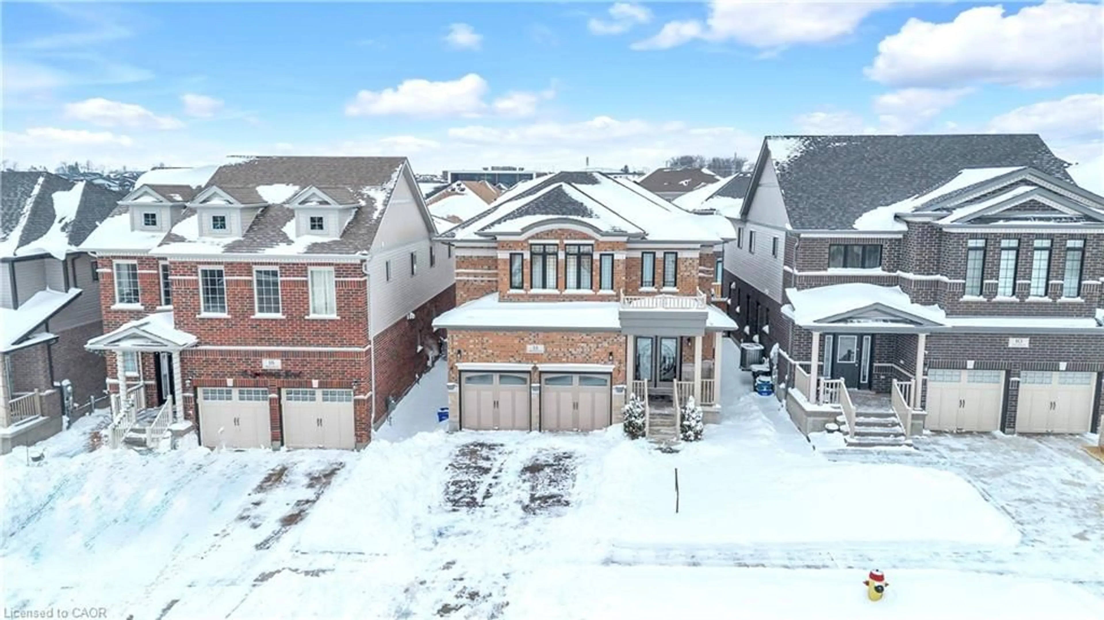 A pic from outside/outdoor area/front of a property/back of a property/a pic from drone, street for 14 Spachman St, Kitchener Ontario N2R 0N5
