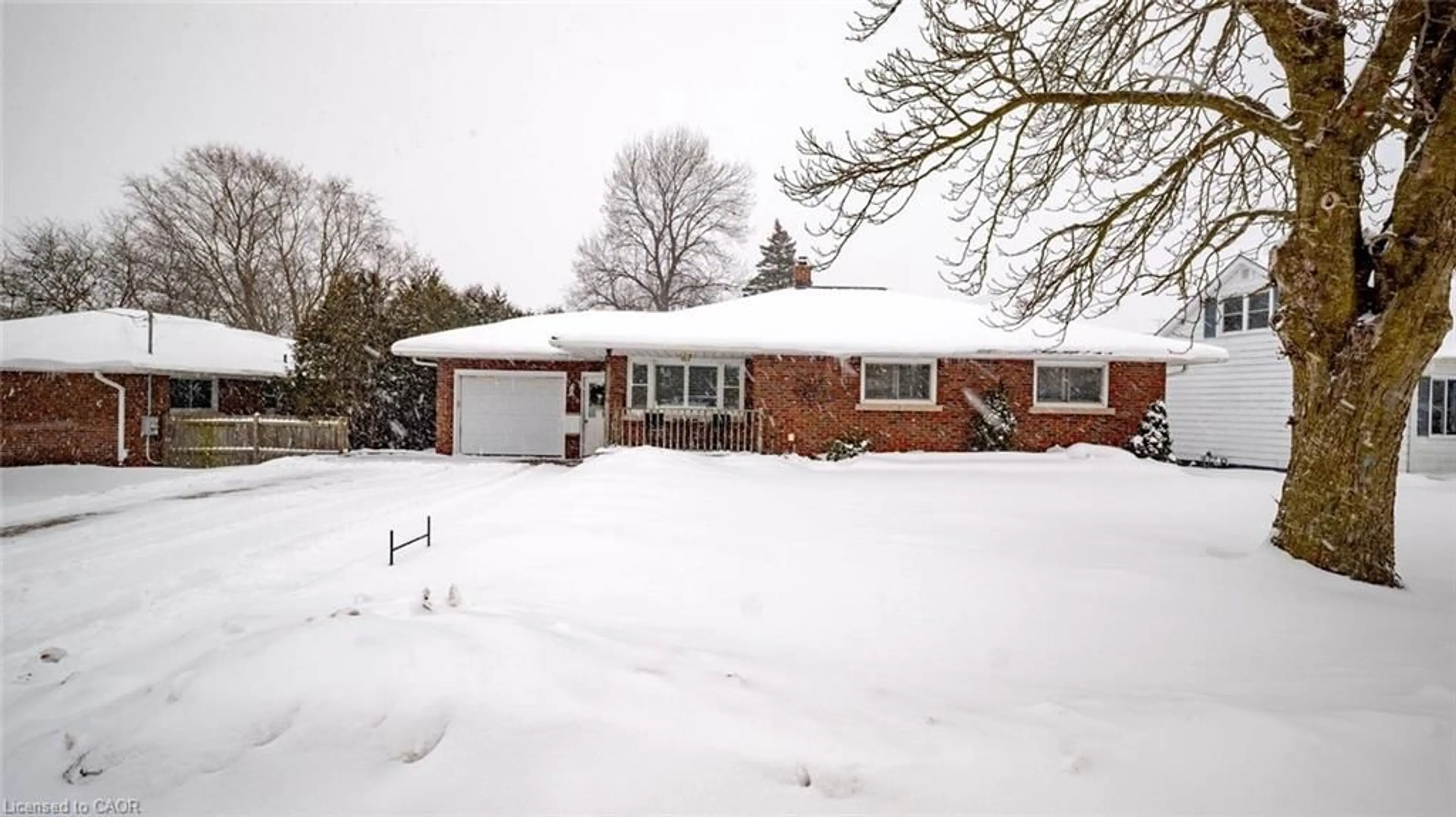 Unknown for 456 Churchill Ave, Delhi Ontario N4B 2P9