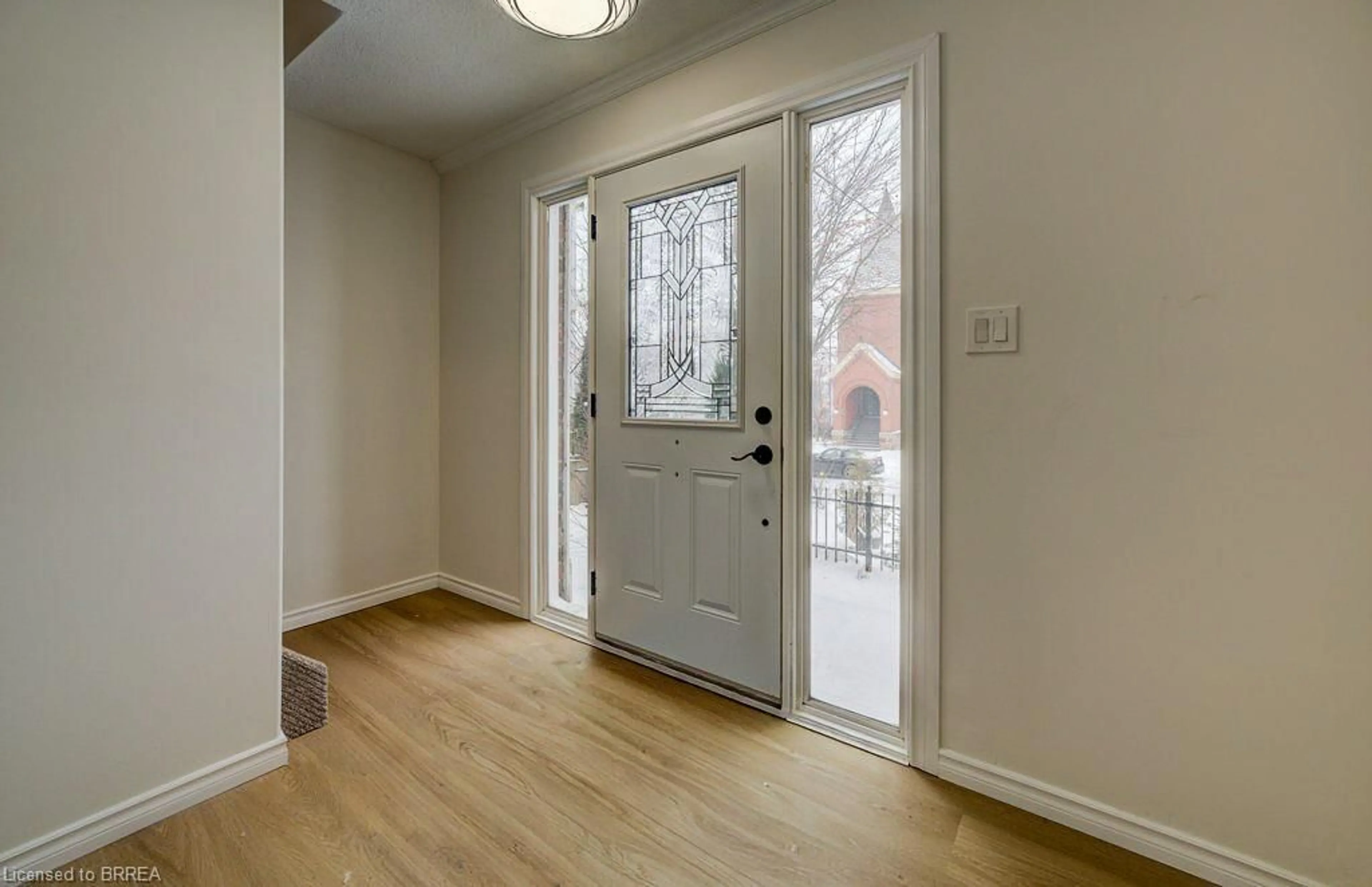 Indoor entryway for 6 Emily St, Paris Ontario N3L 1N5