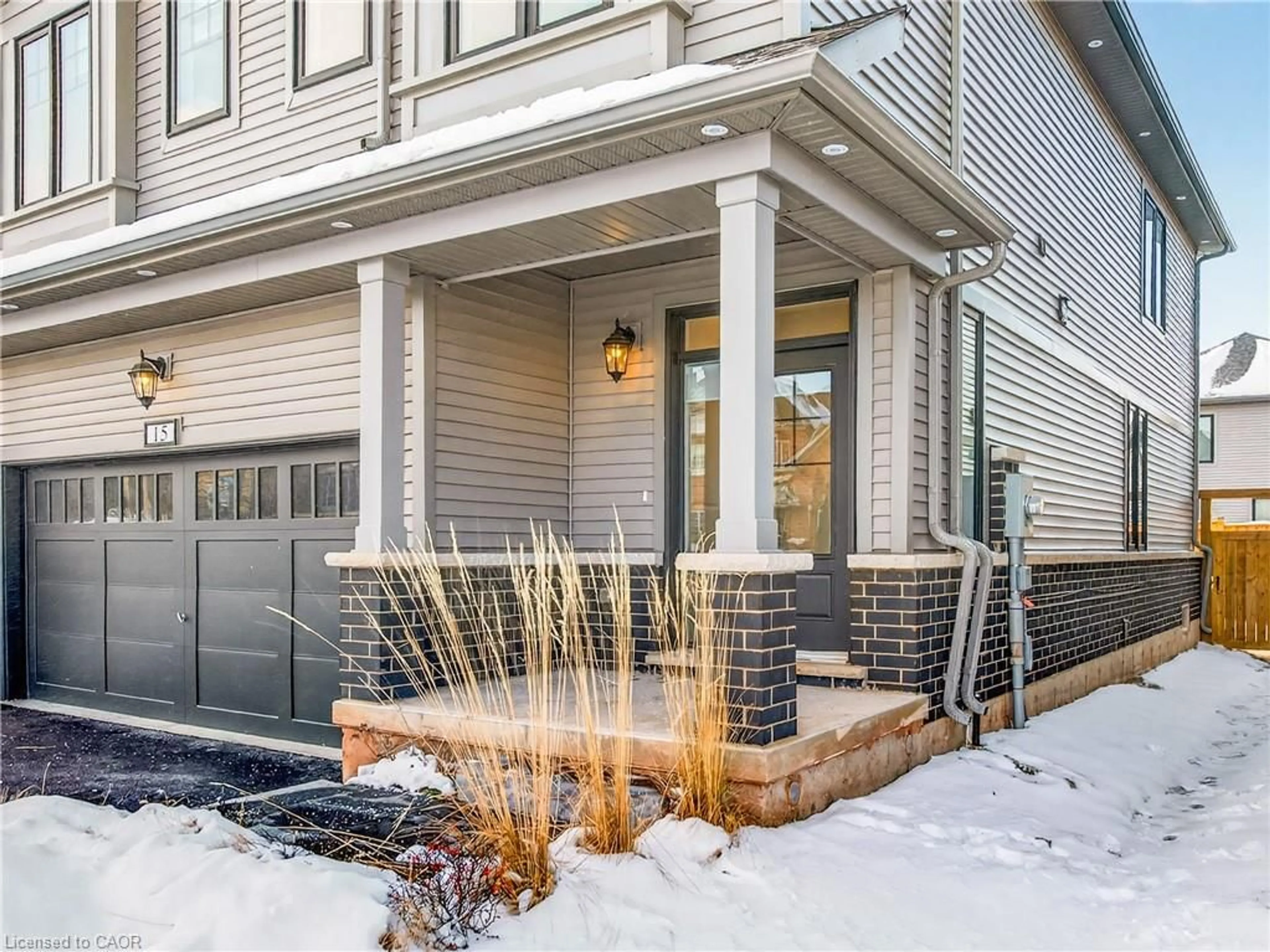 Home with brick exterior material, street for 15 Vinifera Dr, Grimsby Ontario L3M 0L2