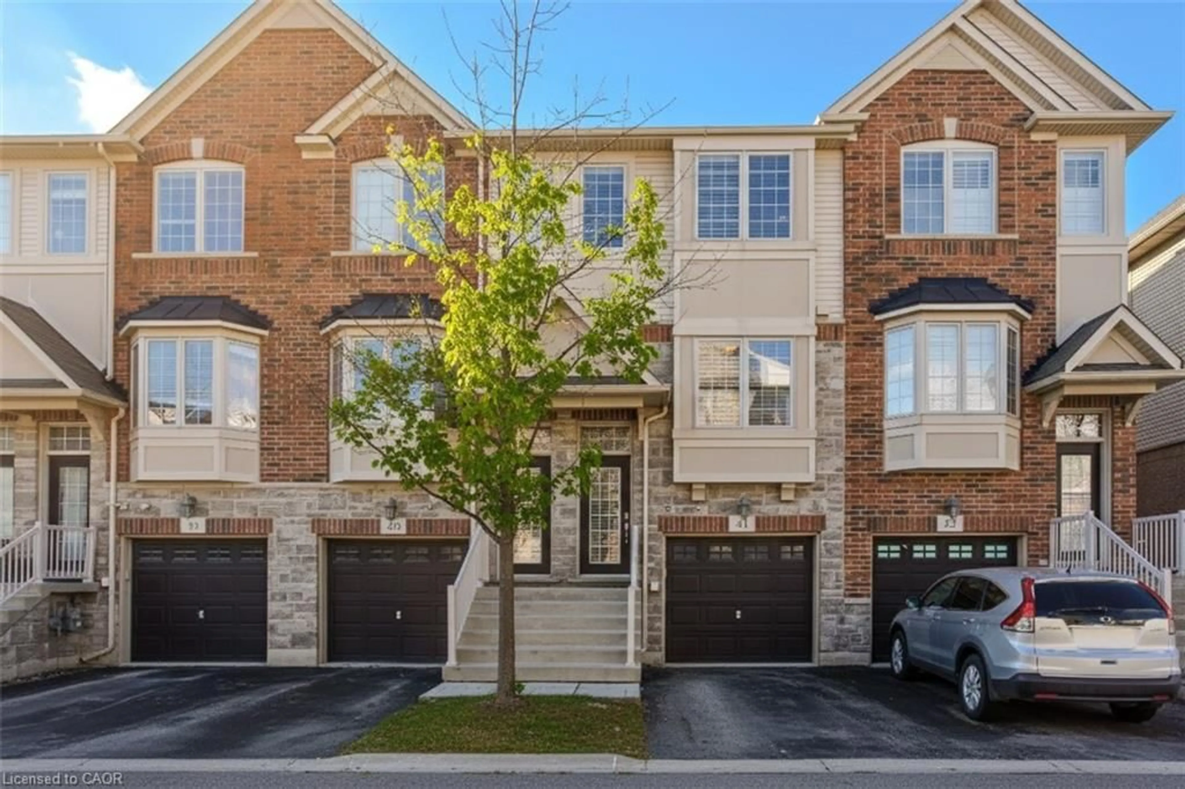 Home with brick exterior material, street for 1401 Plains Rd #41, Burlington Ontario L7R 0C2