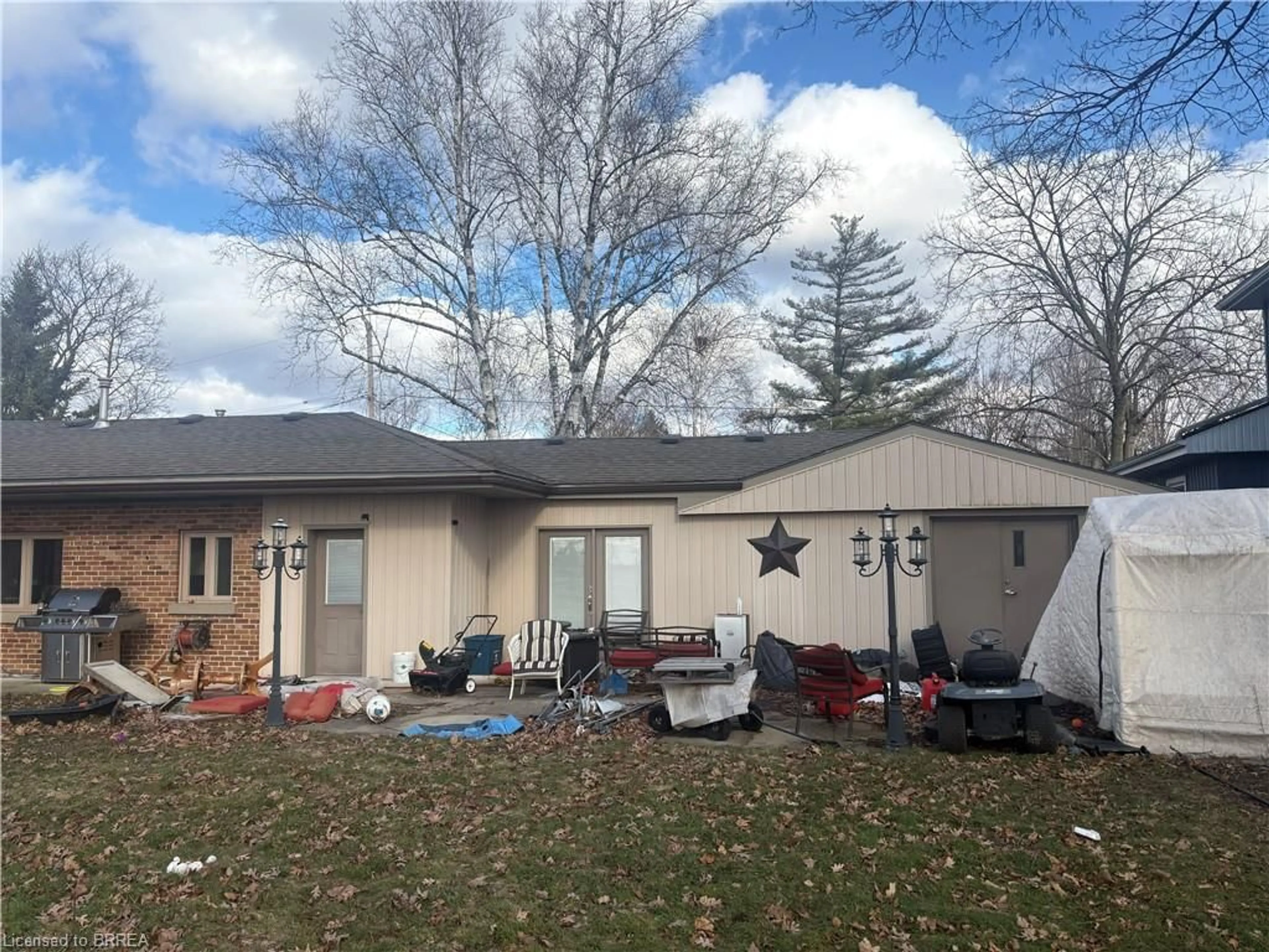 Unknown for 73 Blossom Ave, Brantford Ontario N3T 5L9