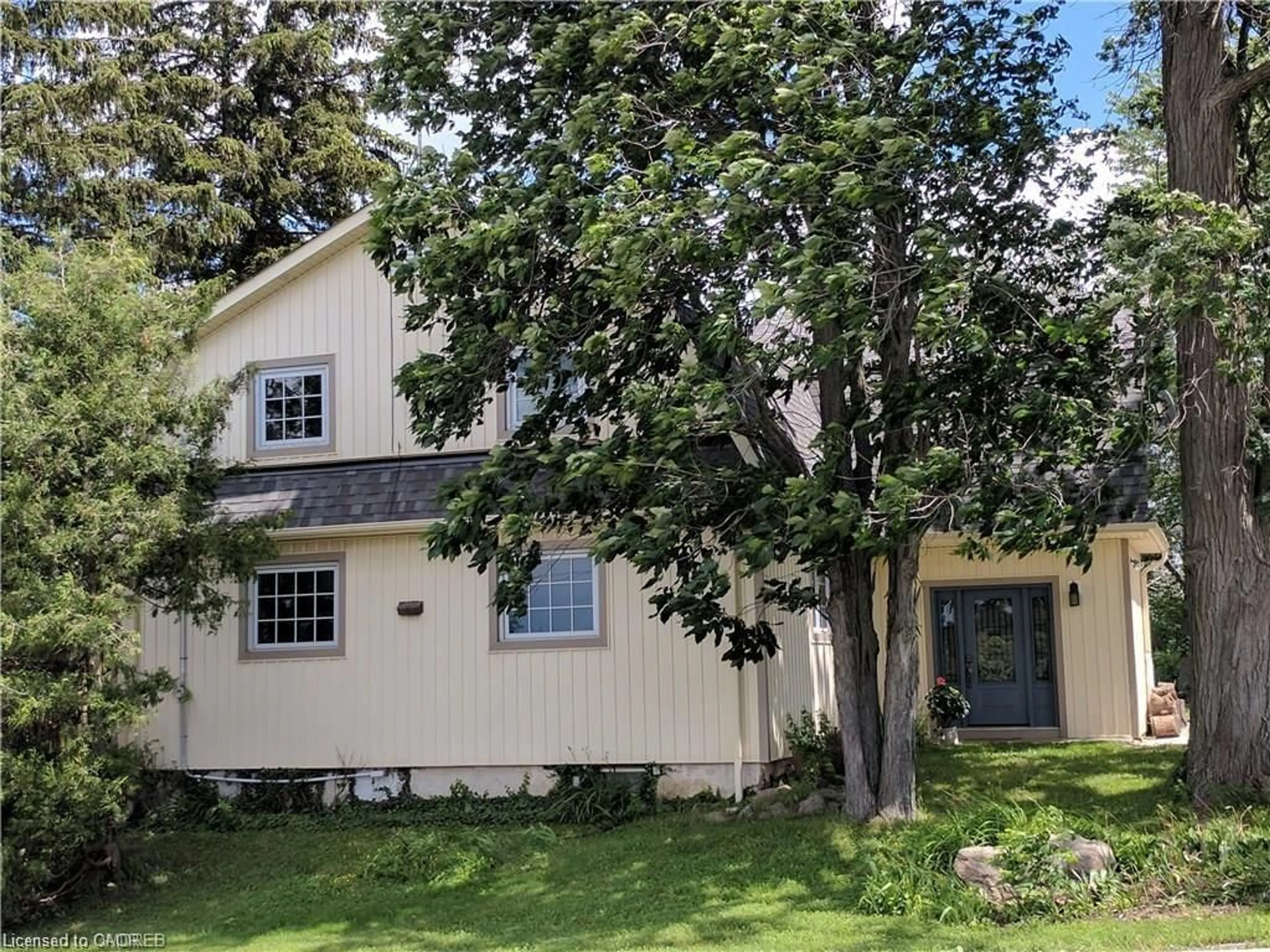 Home with vinyl exterior material, street for 12938 Tenth Side Road, Halton Hills Ontario L7G 4S8