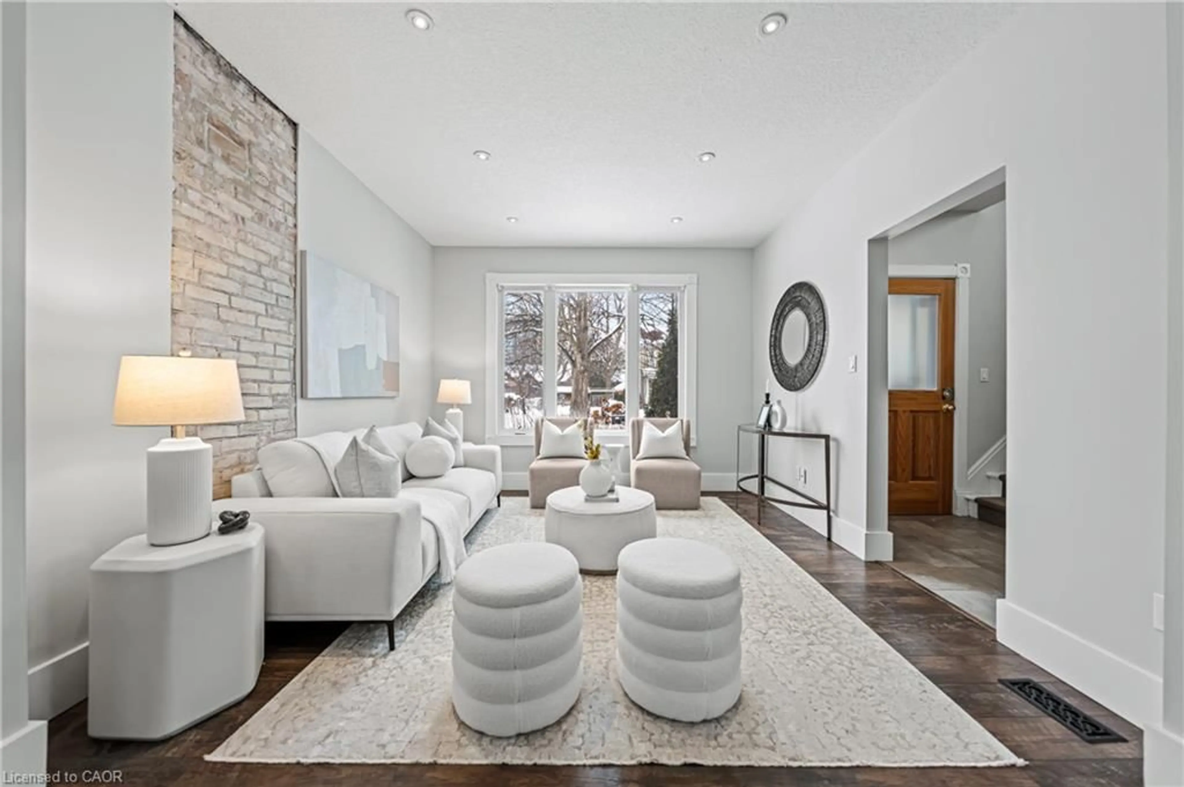 Living room with furniture, unknown for 11 Heins Ave, Kitchener Ontario N2G 1Z7