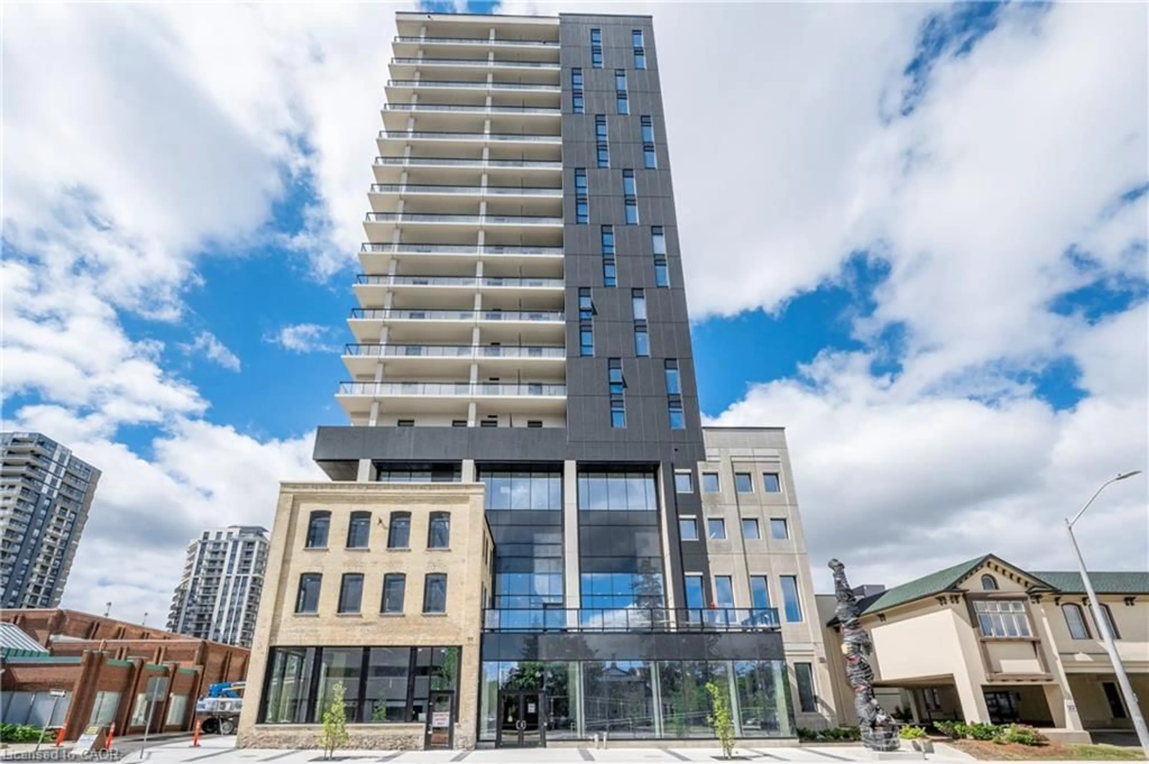 A pic from outside/outdoor area/front of a property/back of a property/a pic from drone, building for 181 King St #1505, Waterloo Ontario N2J 0E7