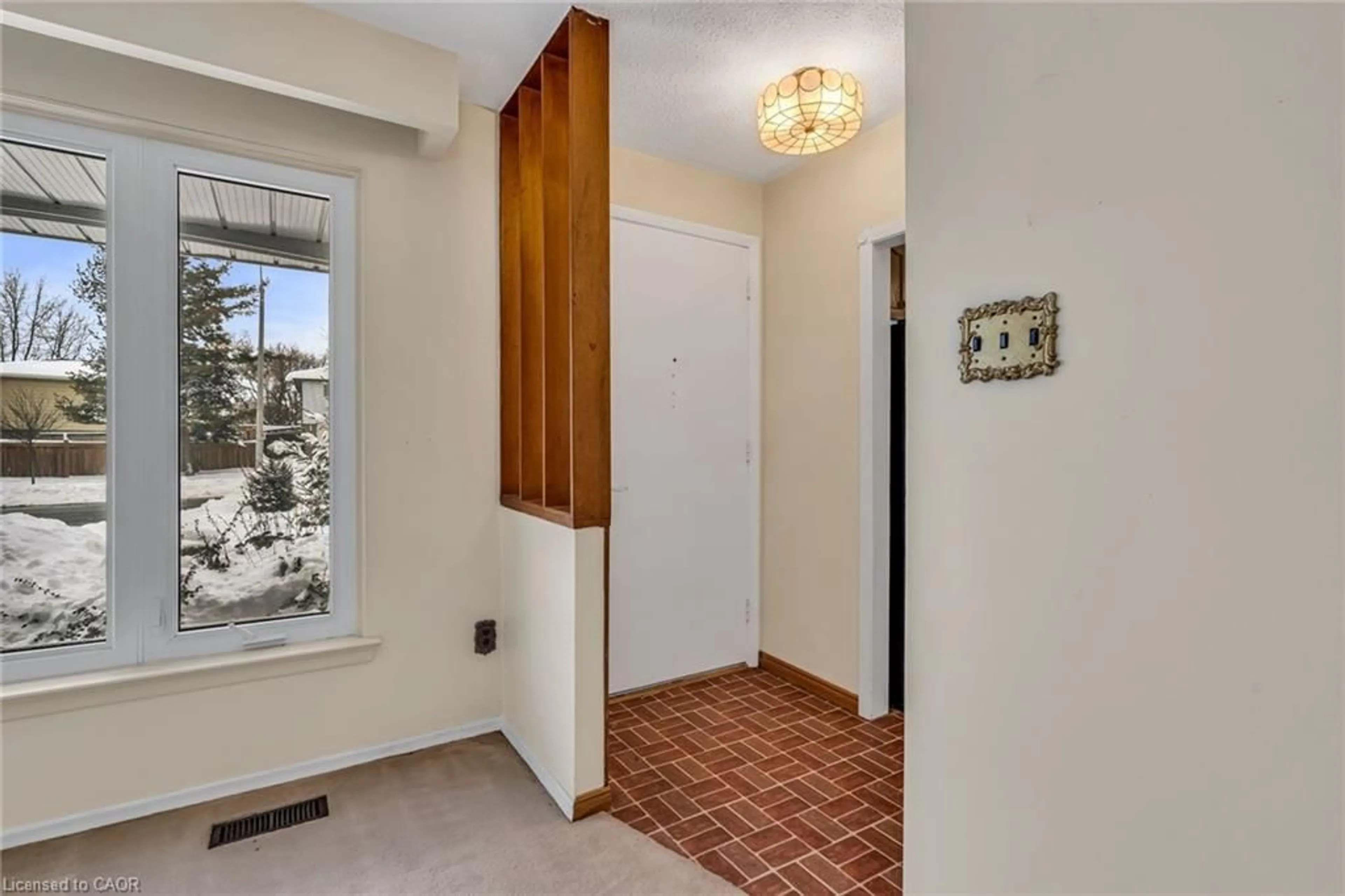 Indoor entryway for 159 Bartley Bull Pky, Brampton Ontario L6W 2K1