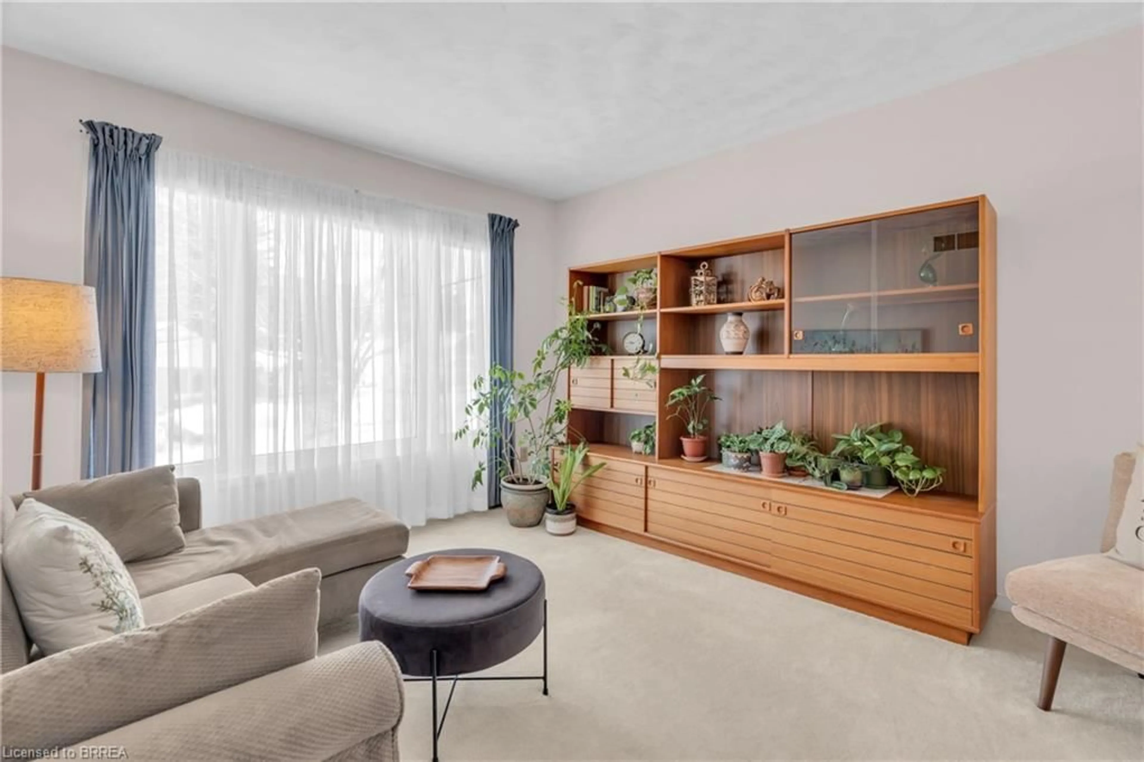 Living room with furniture, unknown for 50 South Dr, Kitchener Ontario N2M 4B5