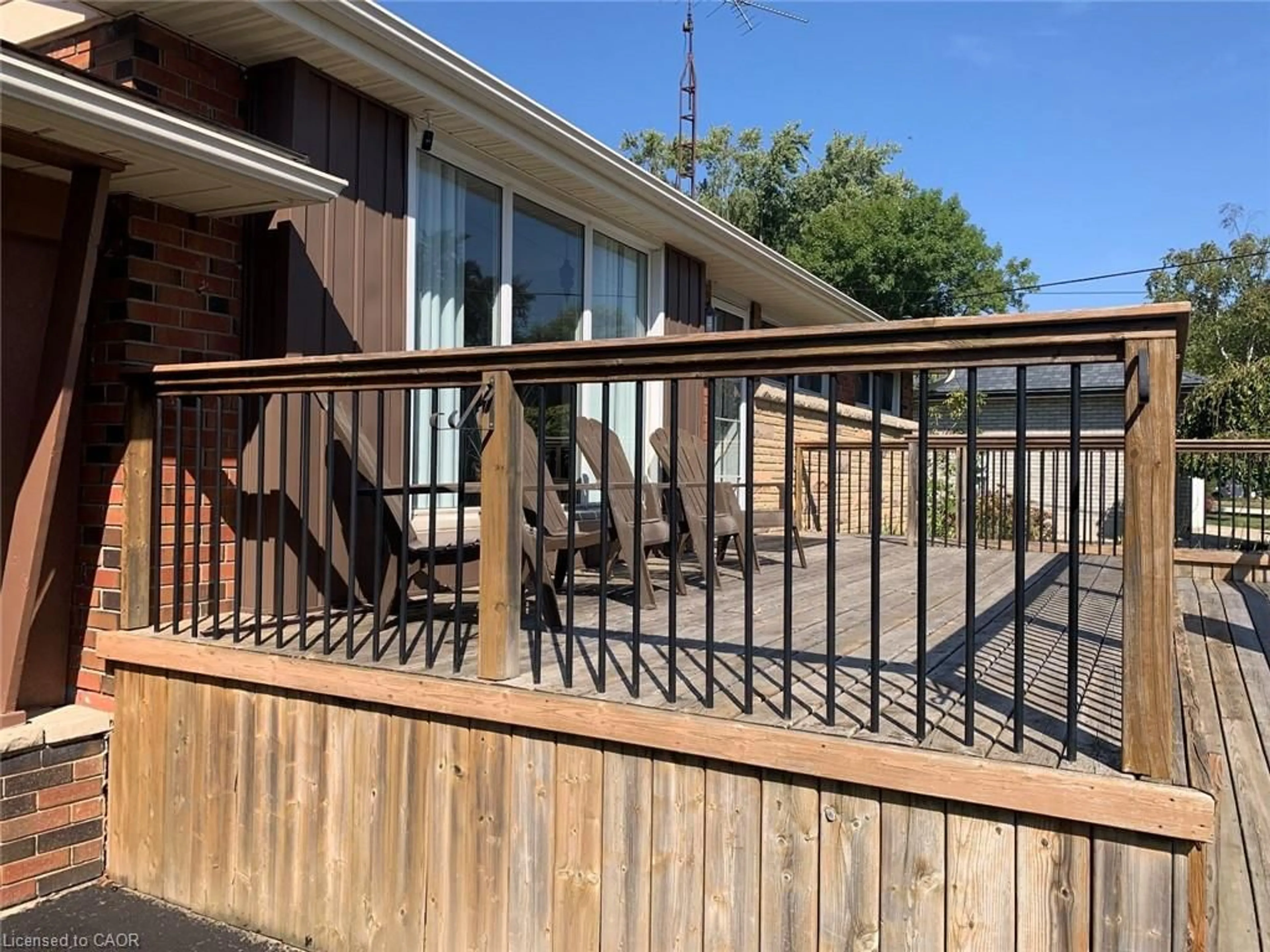 Patio, street for 48 Alma St, Hagersville Ontario N0A 1H0