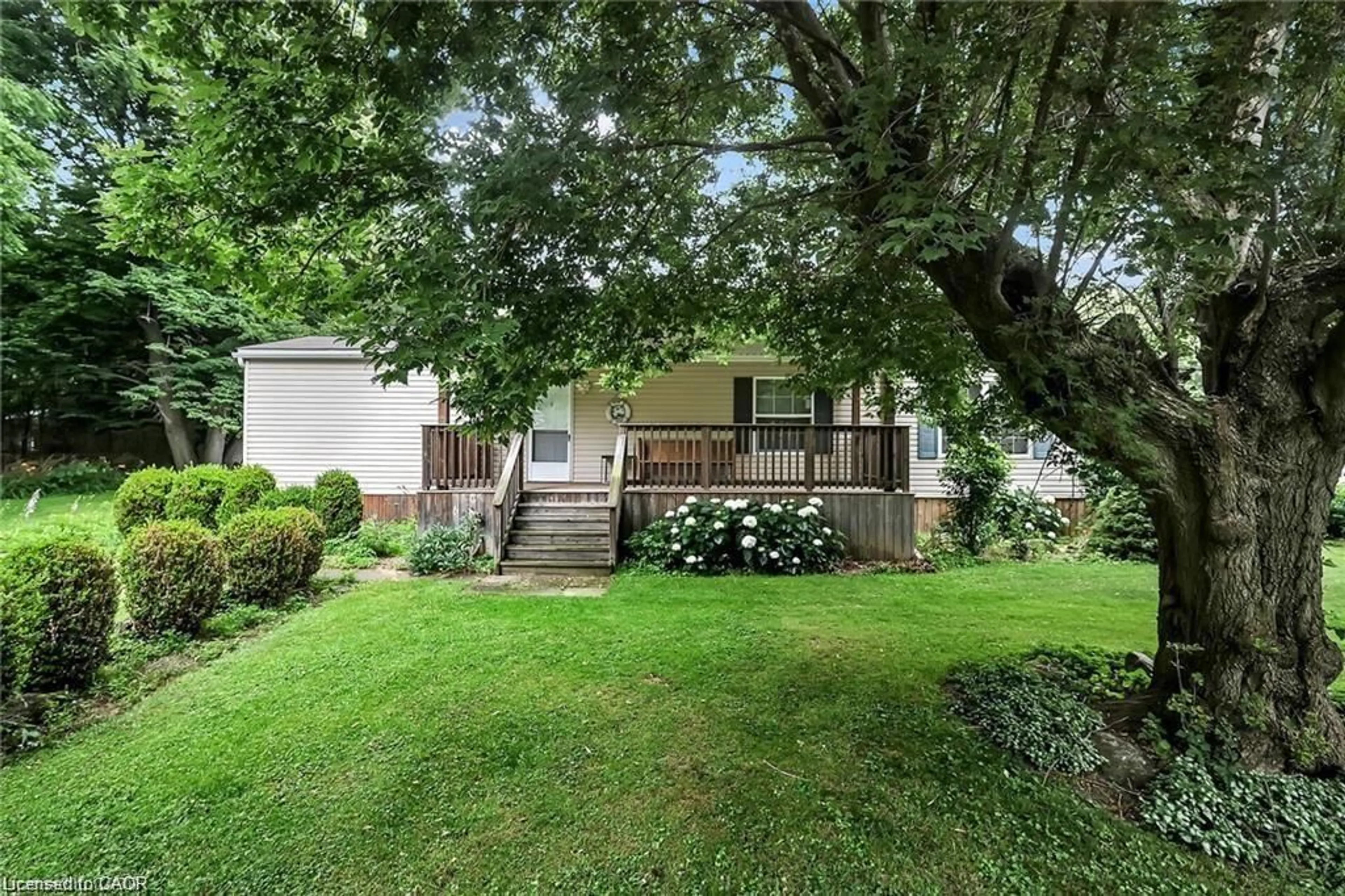 A pic from outside/outdoor area/front of a property/back of a property/a pic from drone, street for 29 Courish Lane, Cayuga Ontario N0A 1E0