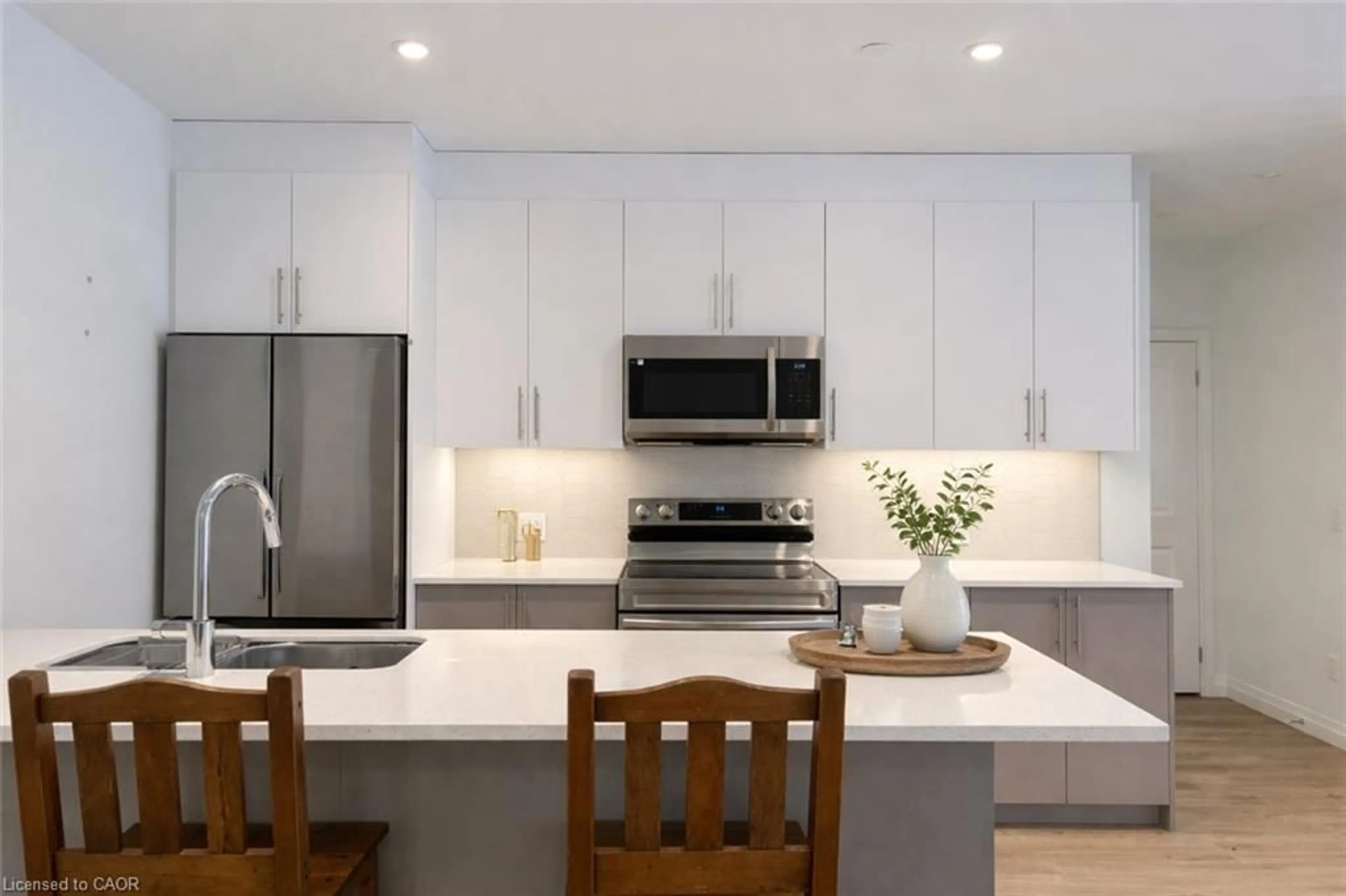 Open concept kitchen, unknown for 525 New Dundee Rd #225, Kitchener Ontario N2P 0K8