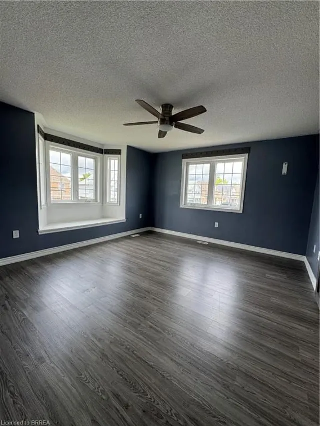 22 Todd Cres, Dundalk 5