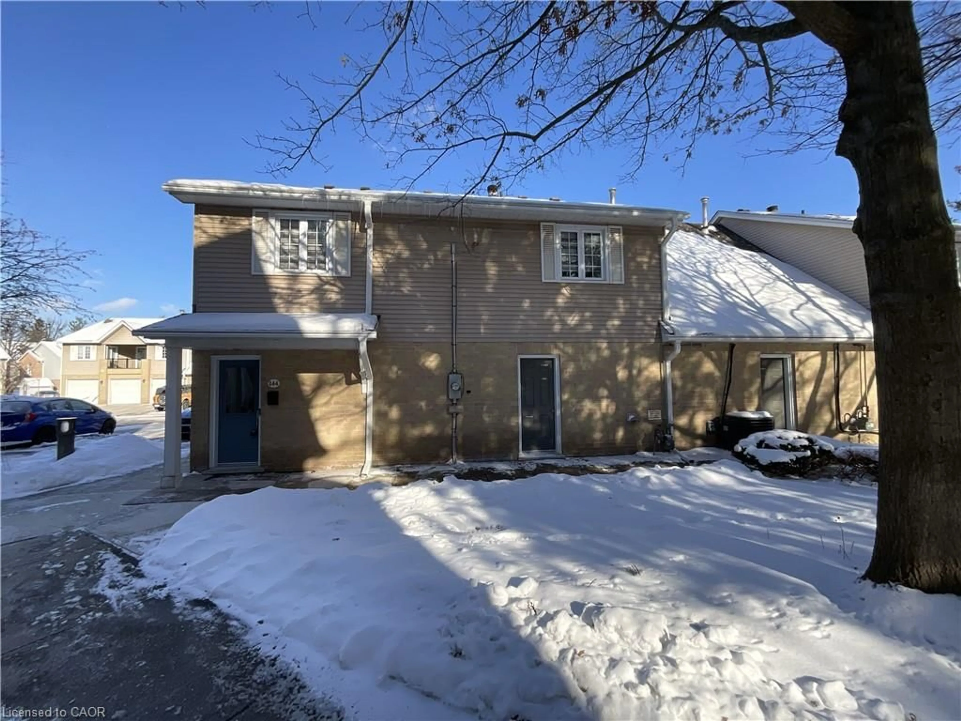 A pic from outside/outdoor area/front of a property/back of a property/a pic from drone, street for 2110 Cleaver Ave #244, Burlington Ontario L7M 3Z3