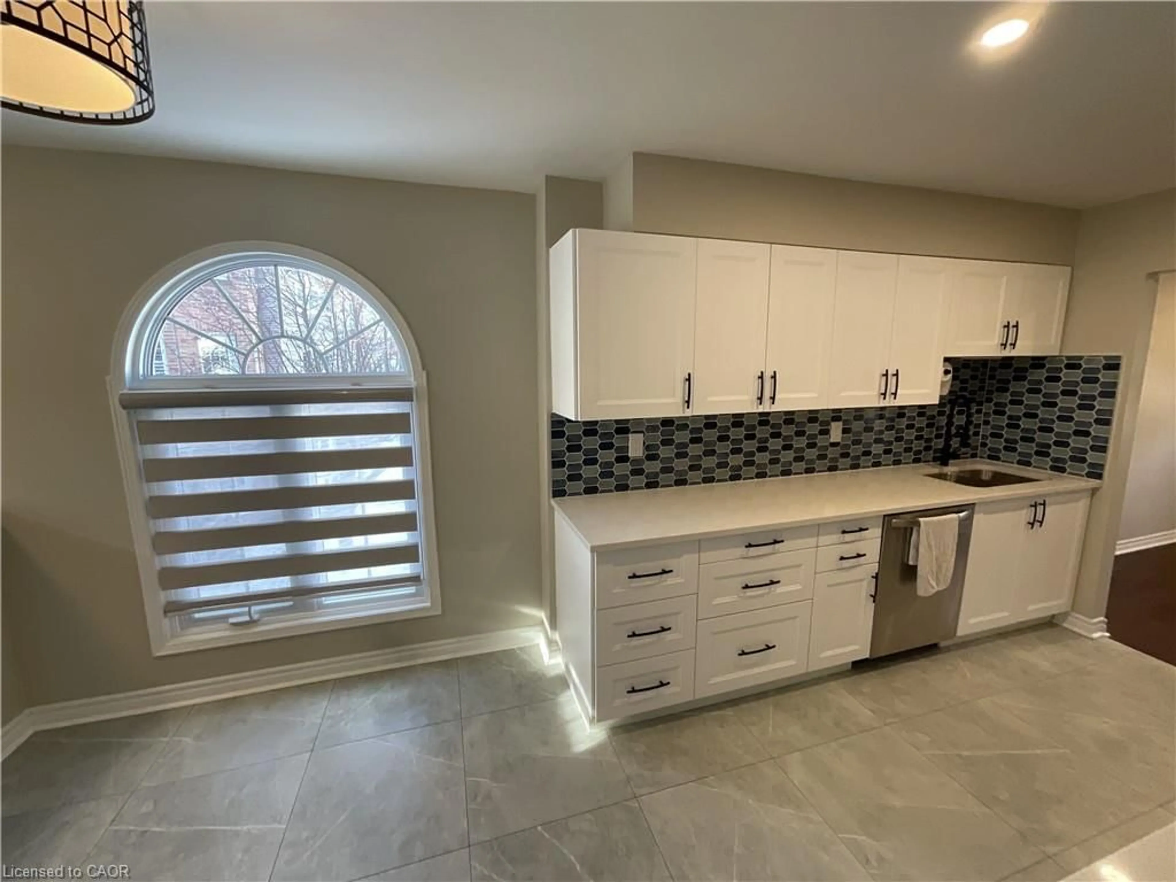 Open concept kitchen, ceramic/tile floor for 2110 Cleaver Ave #244, Burlington Ontario L7M 3Z3