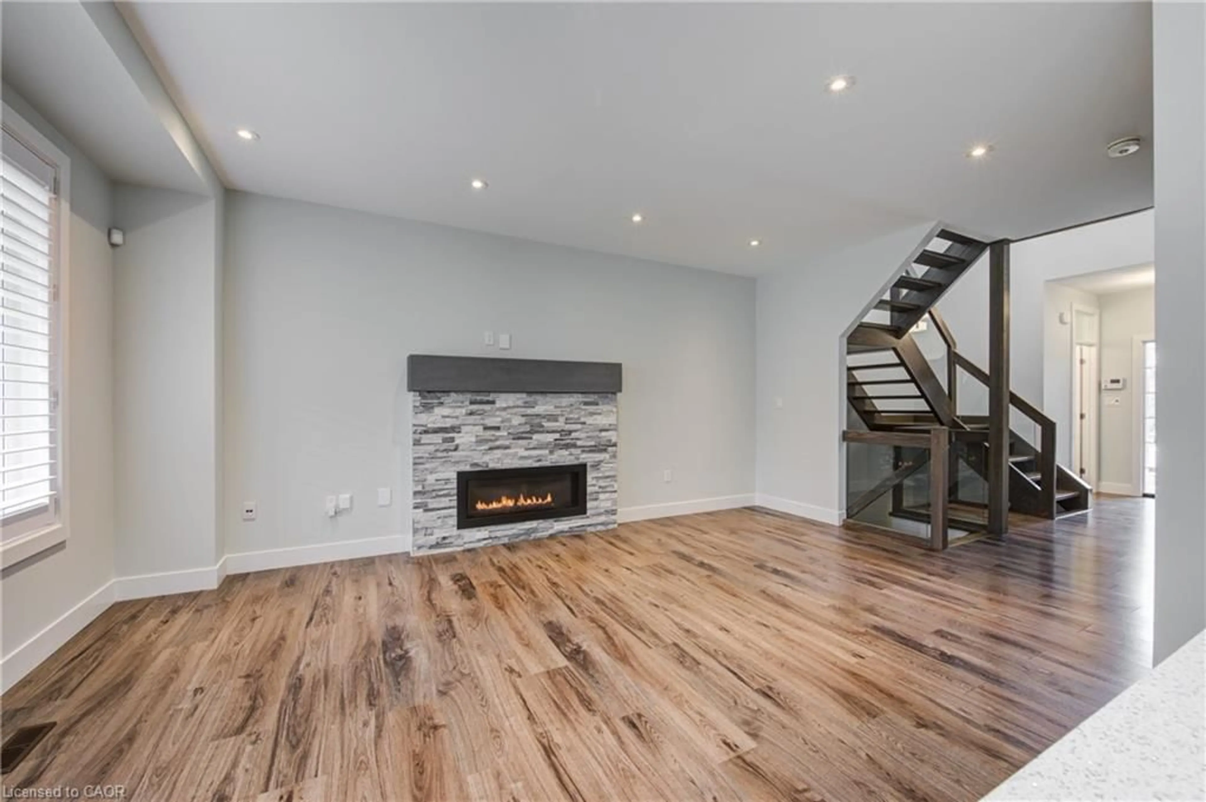 Unknown for 2527 Holbrook Dr, London Ontario N6M 0E8