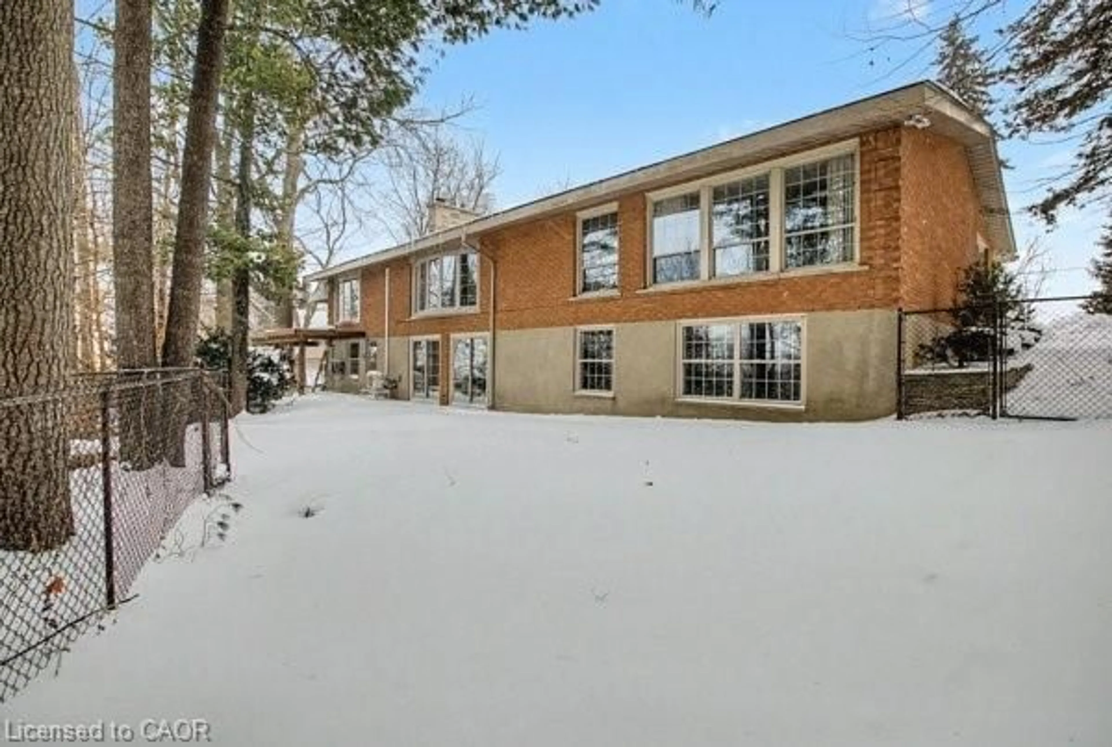 Unknown for 310 Riverbank Dr, Cambridge Ontario N3H 4R6