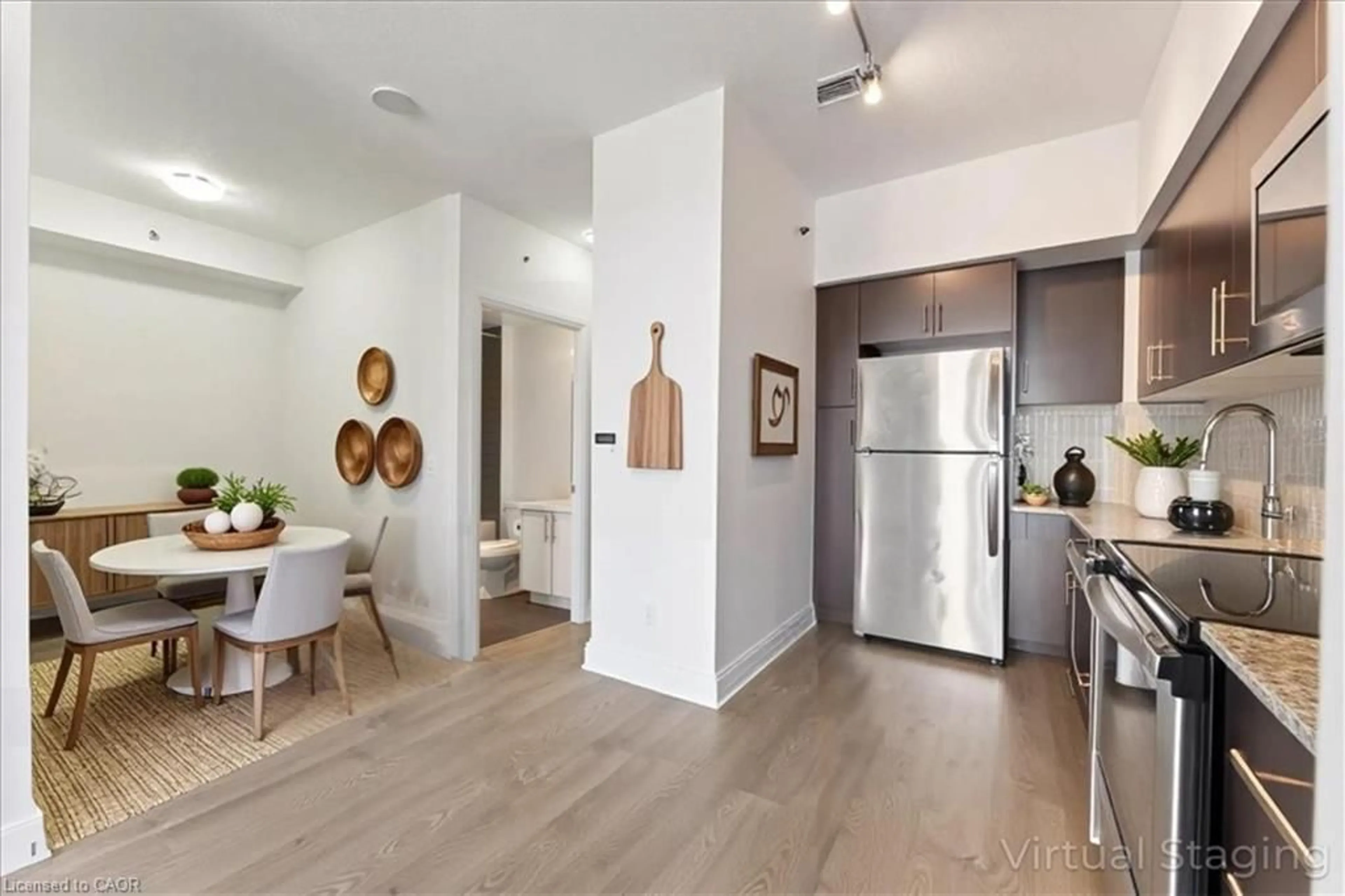 Unknown for 55 Speers Rd #415, Oakville Ontario L6K 0H9