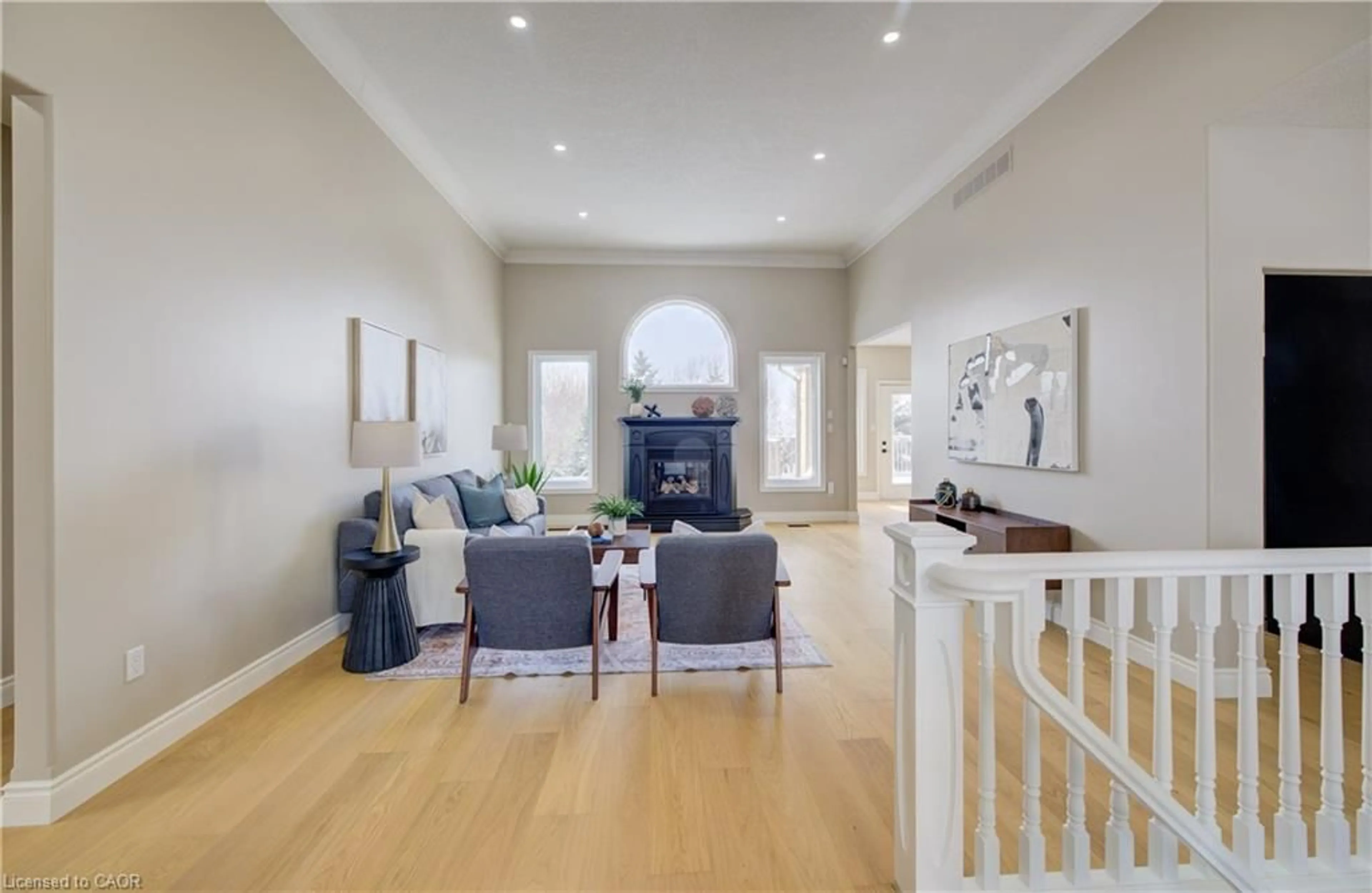 Living room with furniture, unknown for 31 Fall Harvest Dr, Kitchener Ontario N2P 2M2