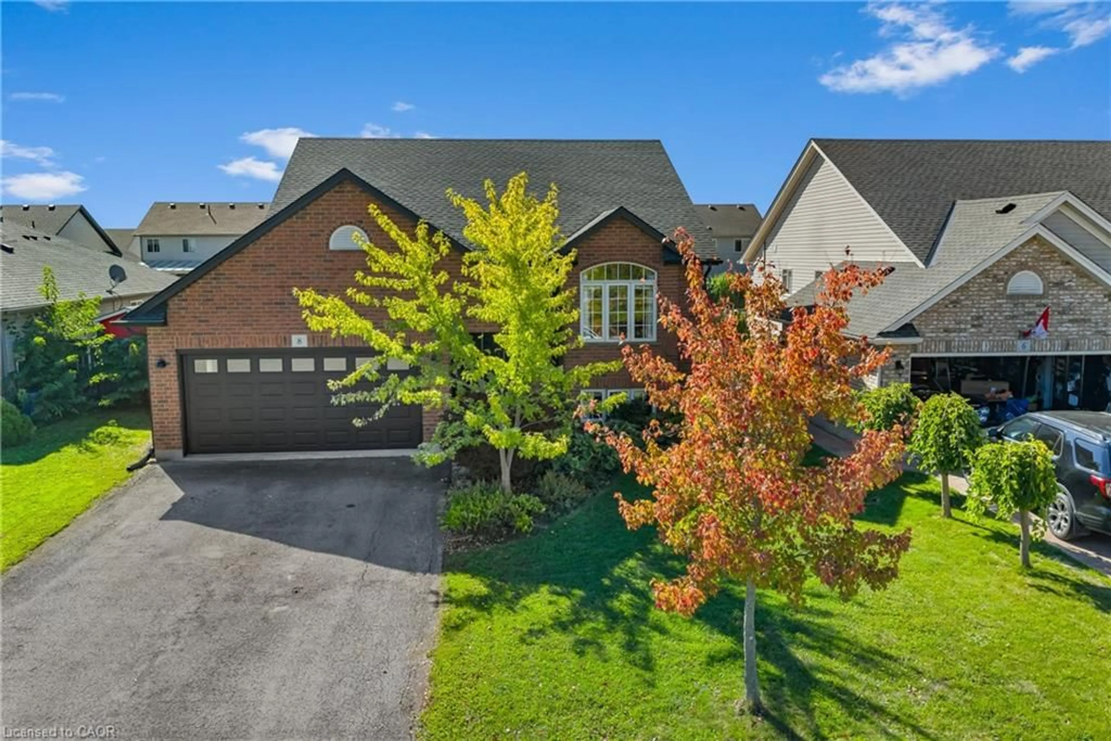 Home with brick exterior material, street for 8 Lindan St, Smithville Ontario L0R 2A0