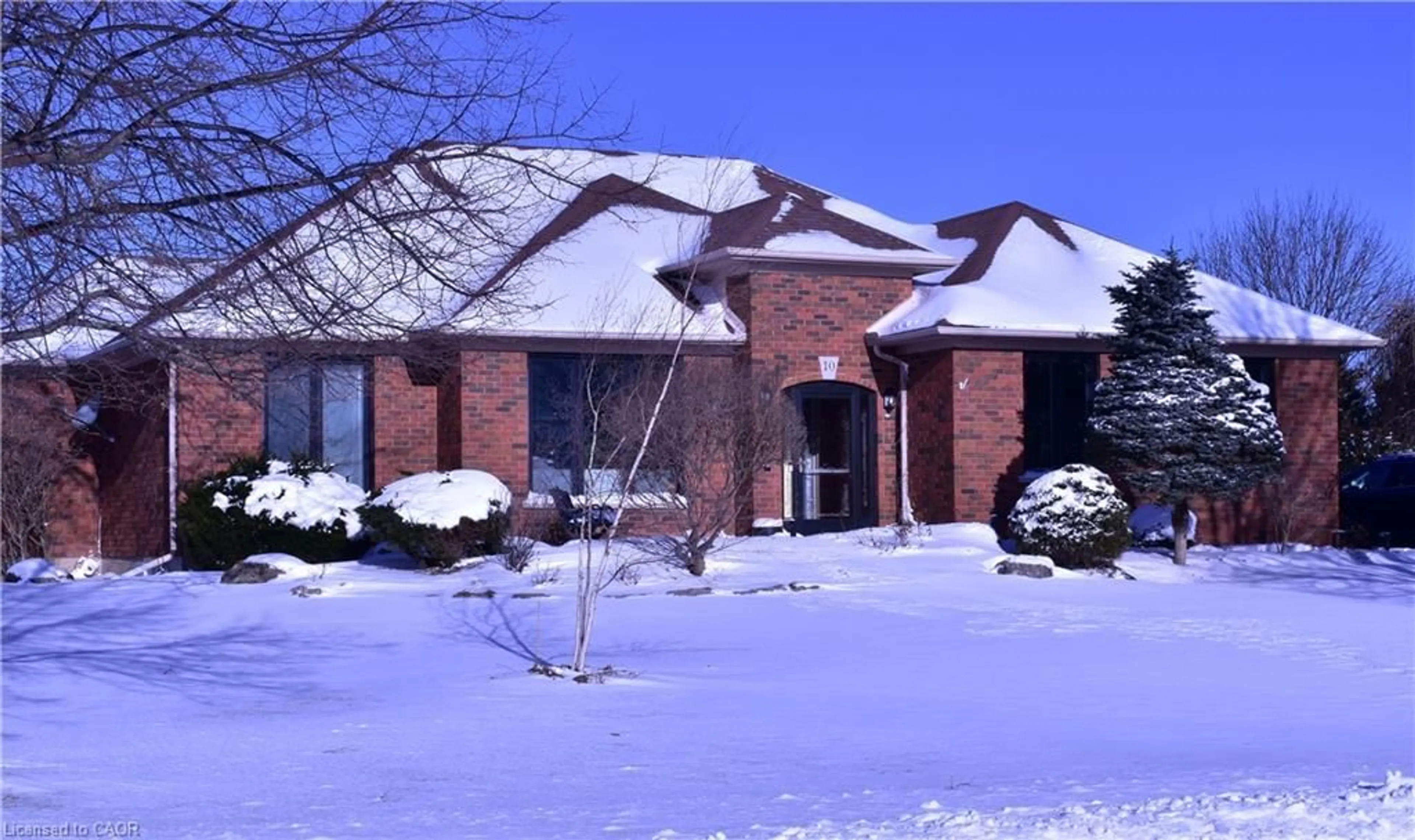 Home with brick exterior material, street for 10 Featherstone Ave, Selkirk Ontario N0A 1P0