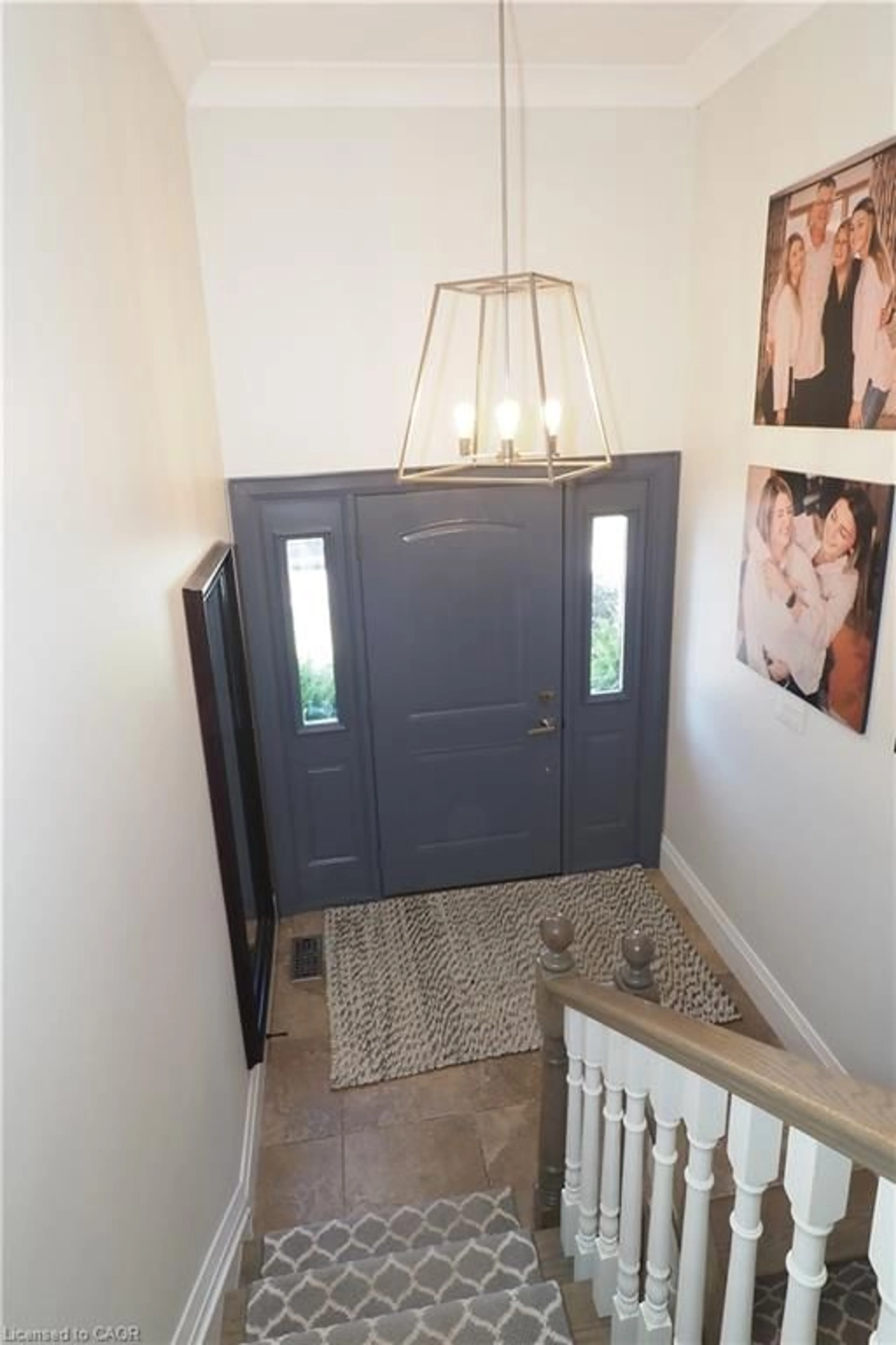 Indoor entryway for 76 Flaxmill Dr, Conestogo Ontario N0B 1N0