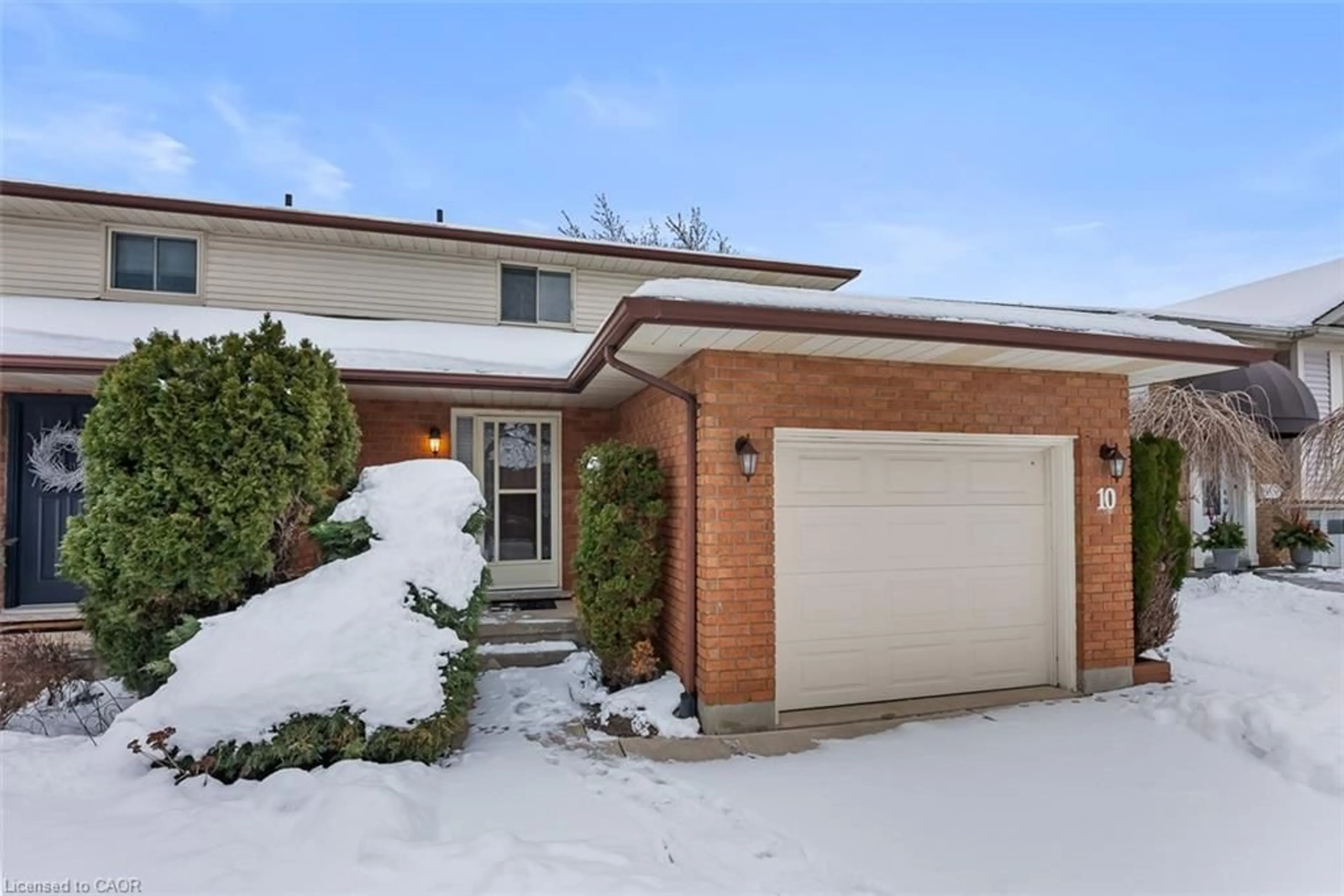 Unknown for 10 Heritage Crt, St. Catharines Ontario L2S 3H8