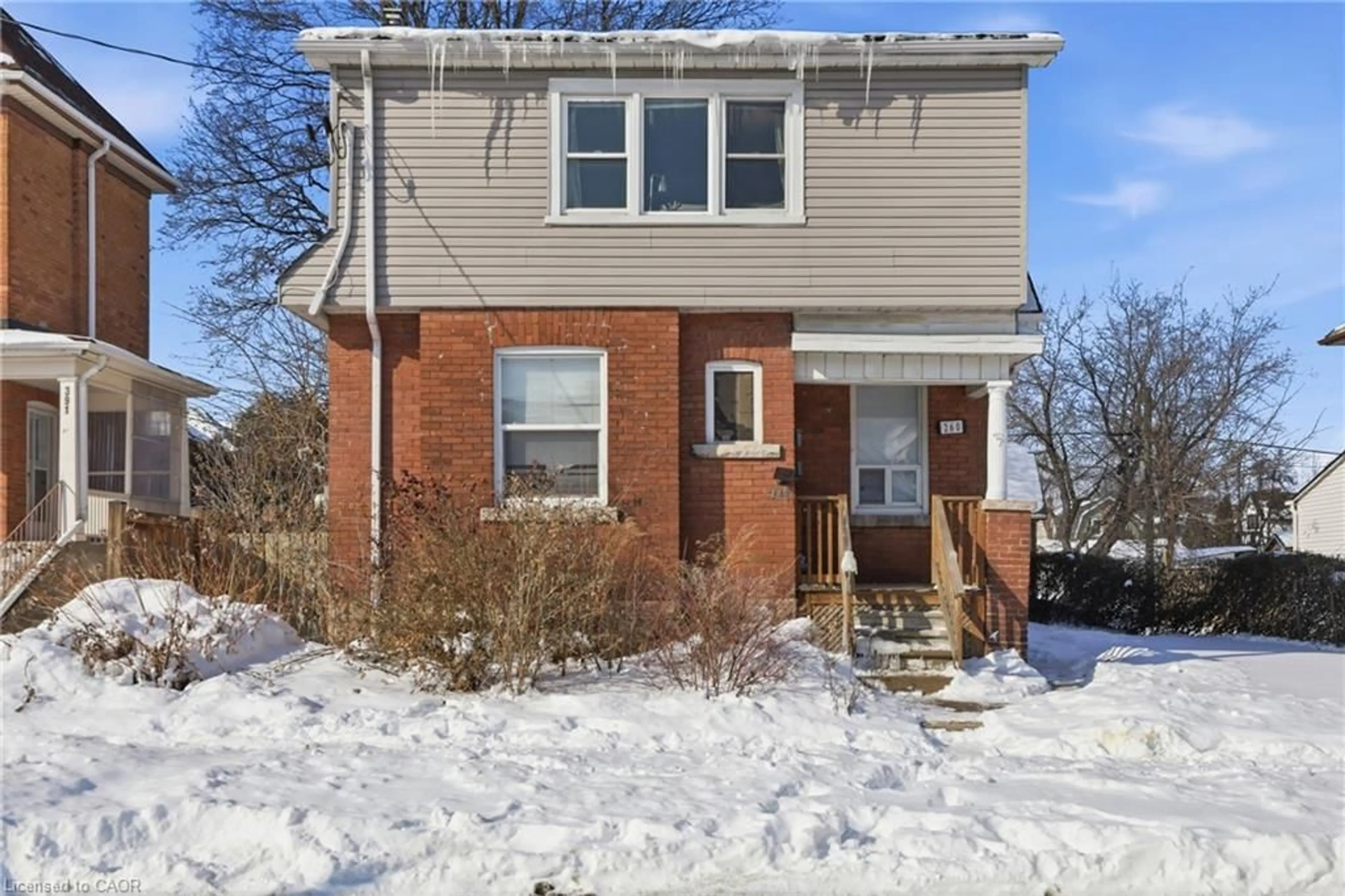 Home with brick exterior material, street for 260 Prospect St, Hamilton Ontario L8M 2Z9