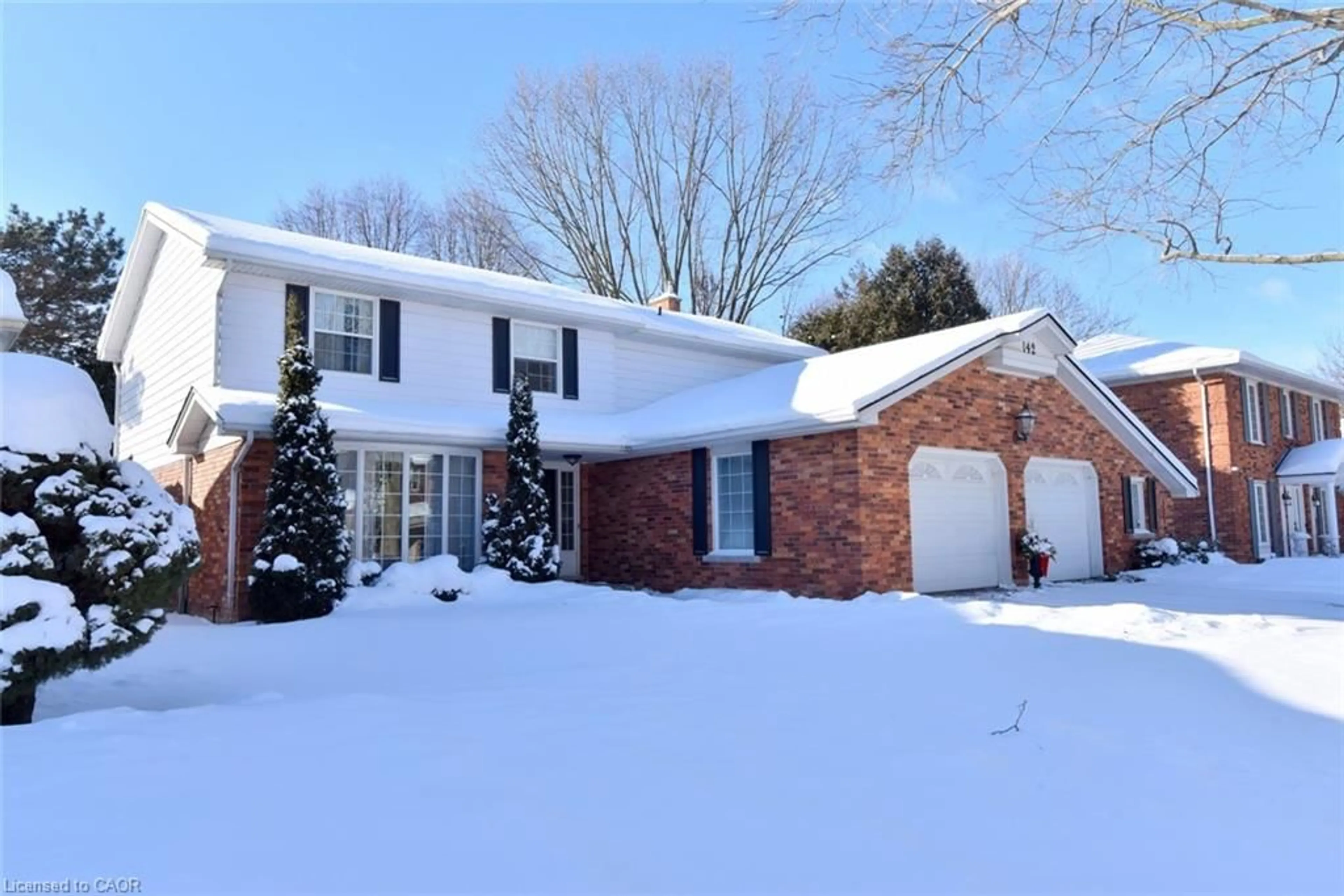 Home with brick exterior material, street for 142 Marigold Crt, Ancaster Ontario L9G 3M3