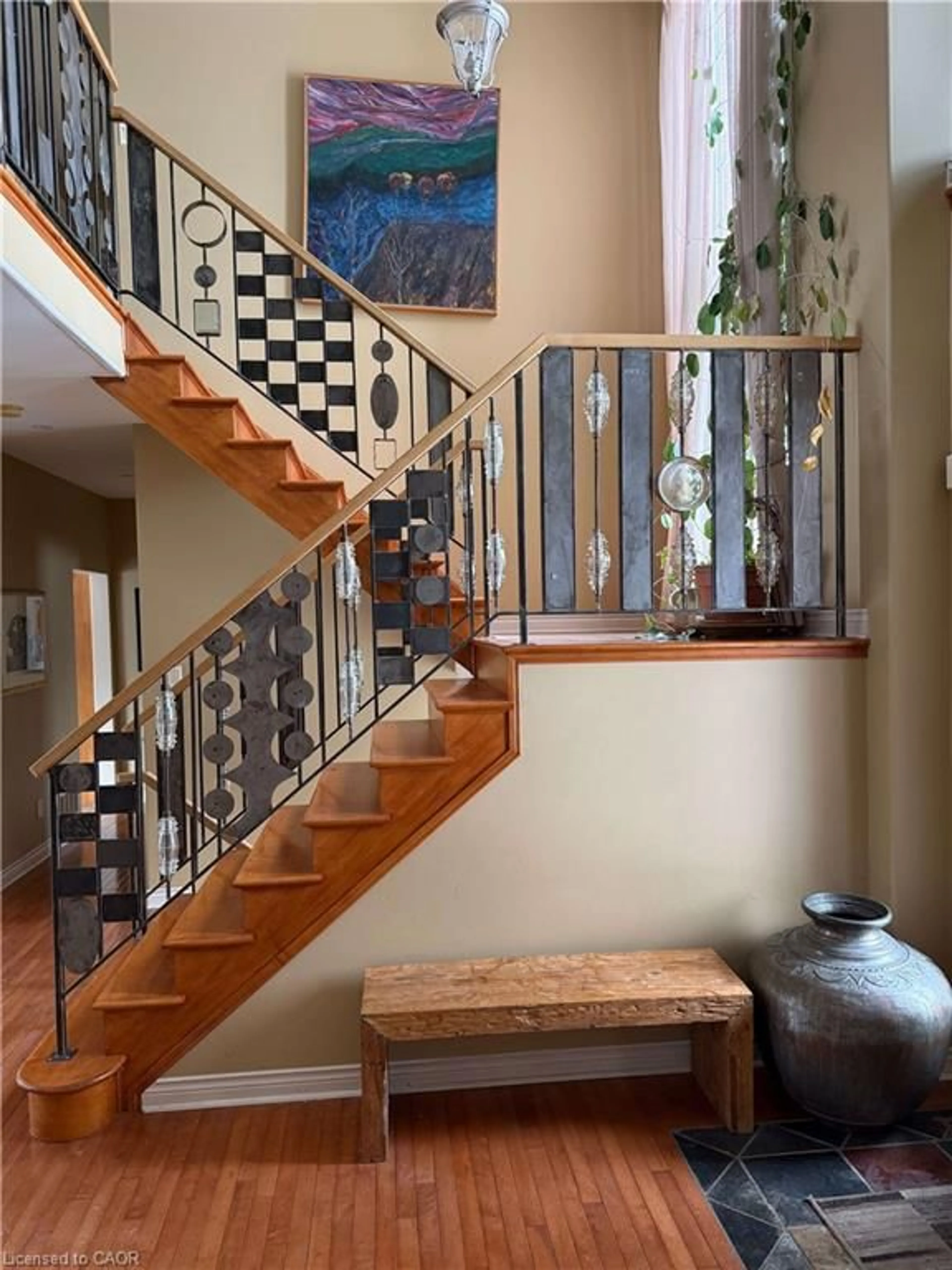 Stairs for 1094 Westhaven Dr, Burlington Ontario L7P 5B5