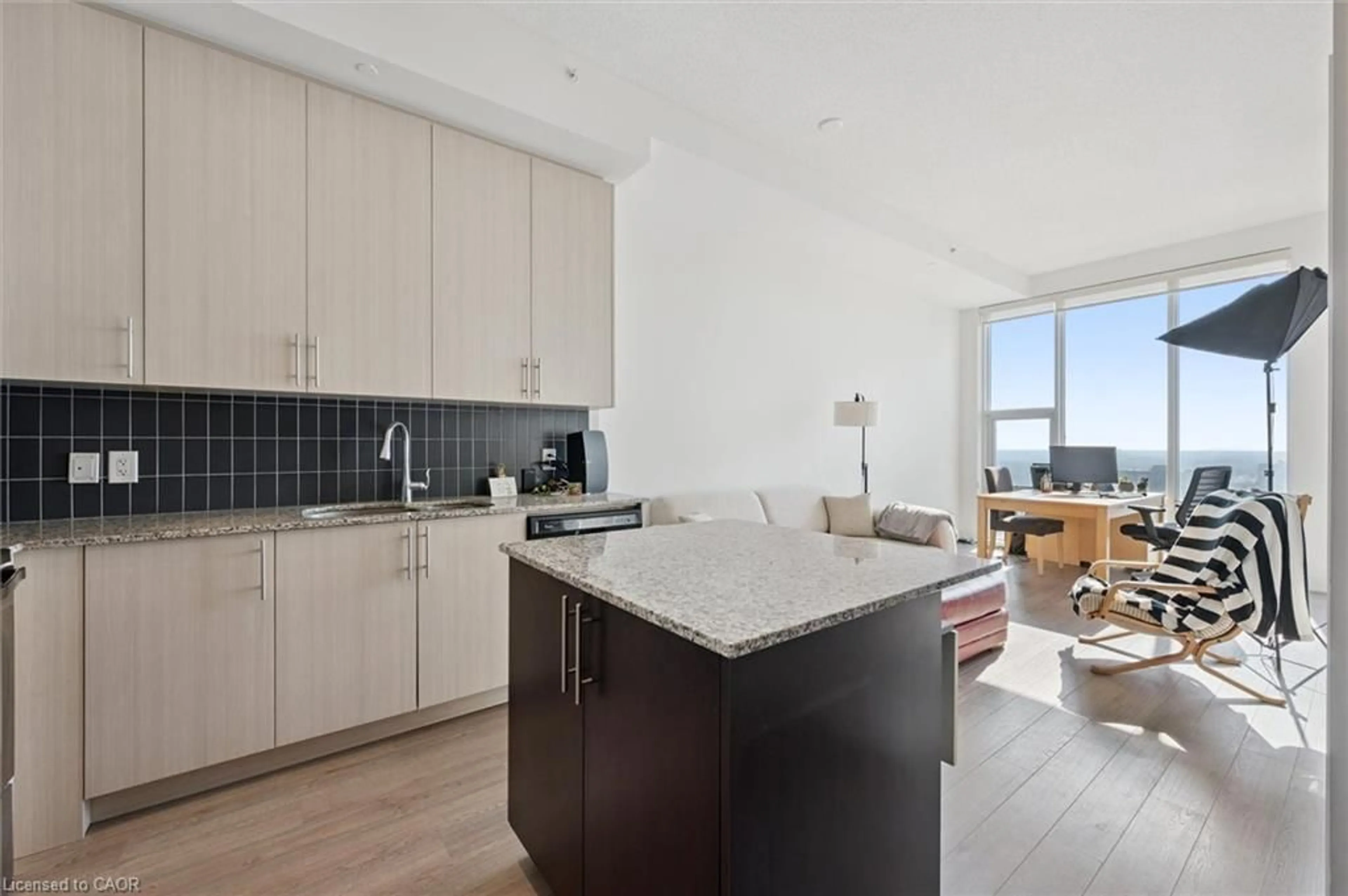 Standard kitchen, unknown for 85 Duke St #1707, Kitchener Ontario N2H 0B7