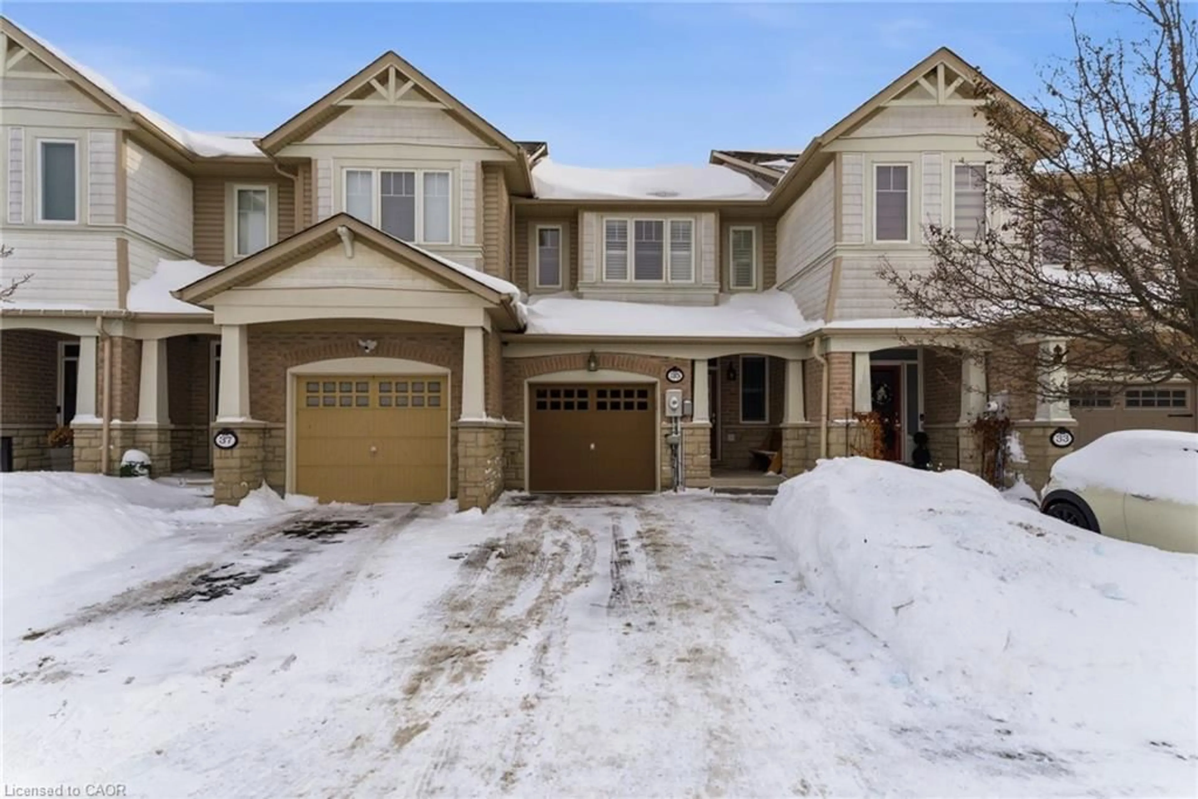 Unknown for 35 Losino St, Caledon Ontario L7C 3N2