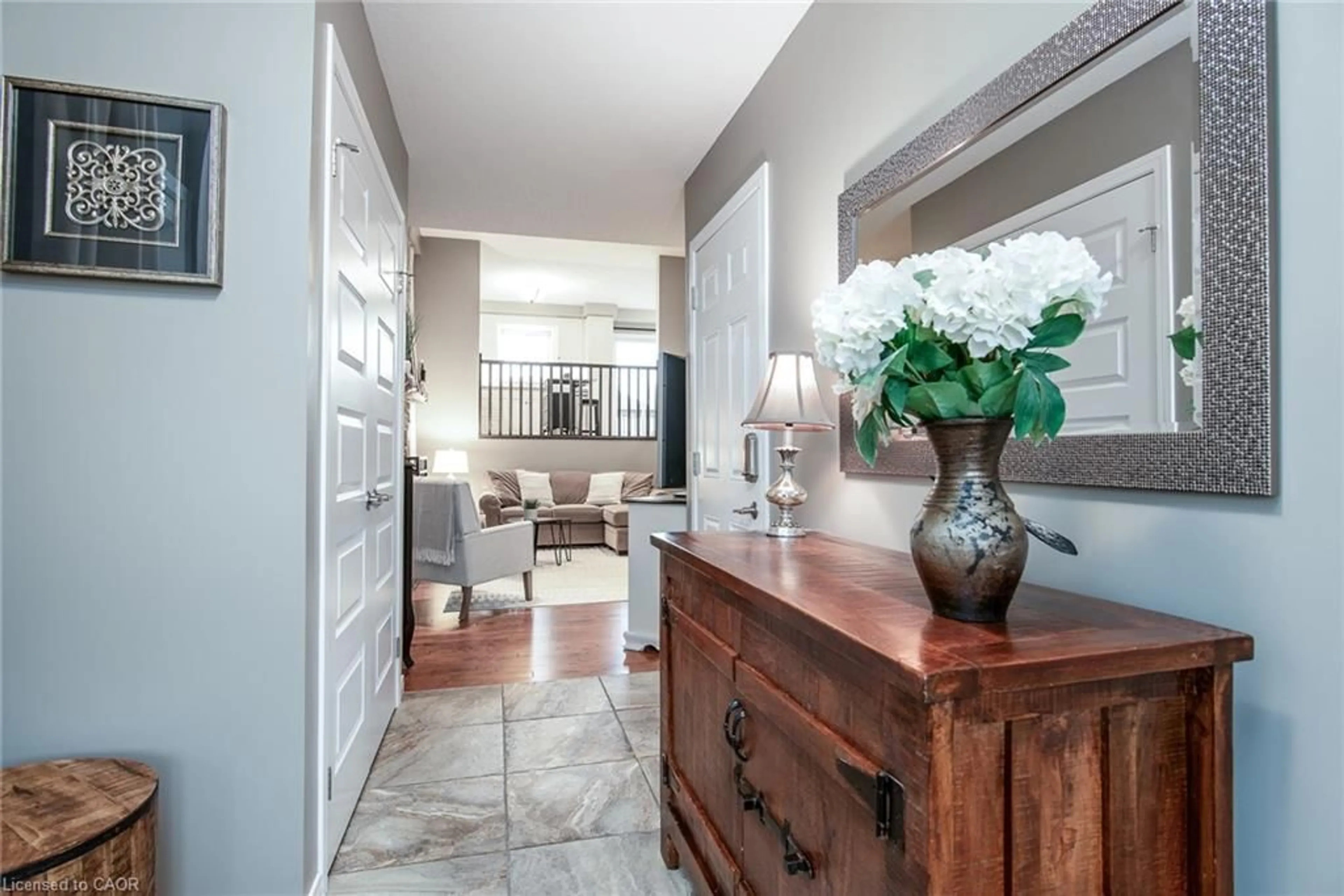 Indoor entryway for 260 Cranbrook St, Kitchener Ontario N2P 0B5