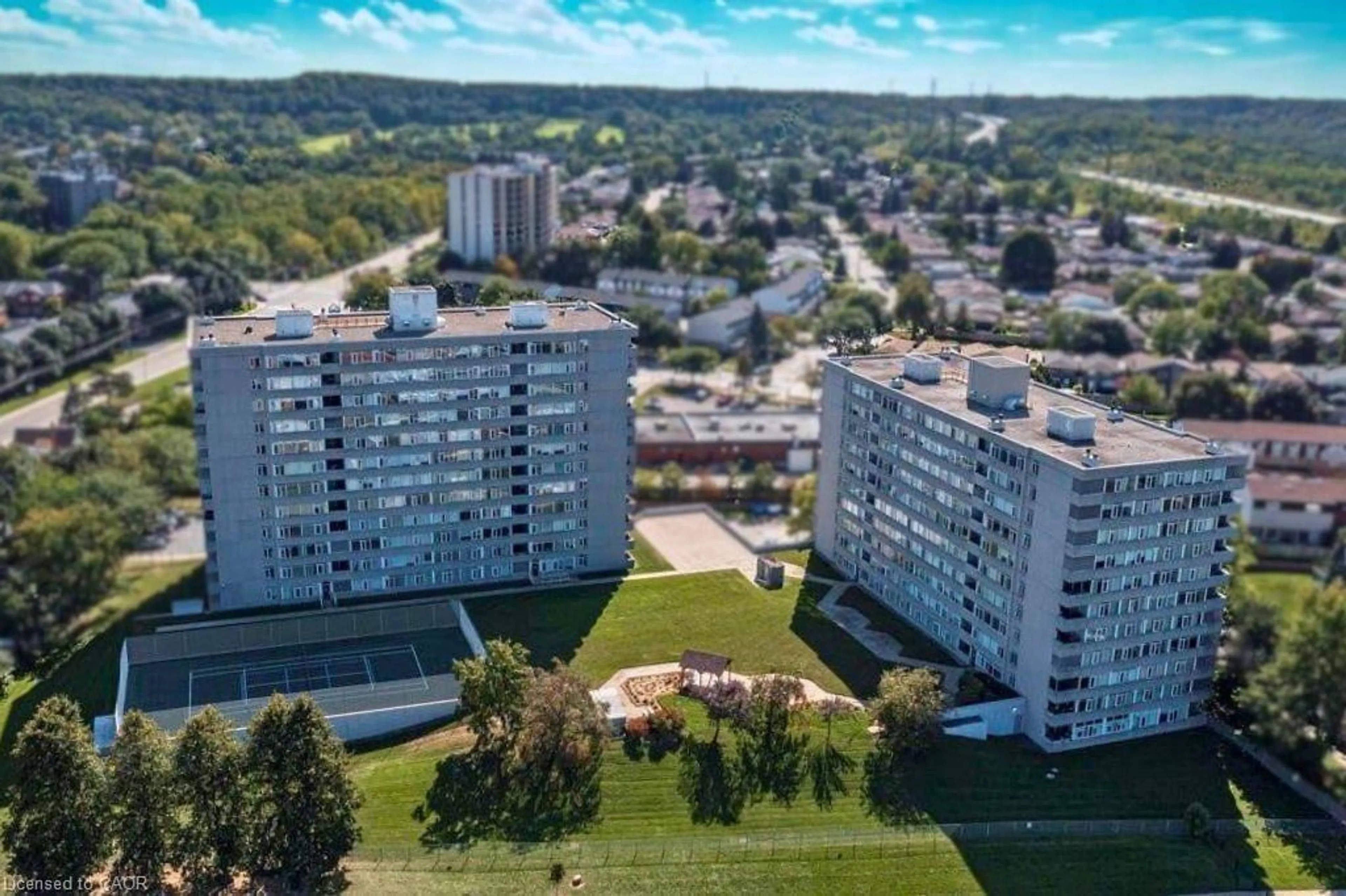 A pic from outside/outdoor area/front of a property/back of a property/a pic from drone, city buildings view from balcony for 40 Harrisford St #402, Hamilton Ontario L8K 6N1