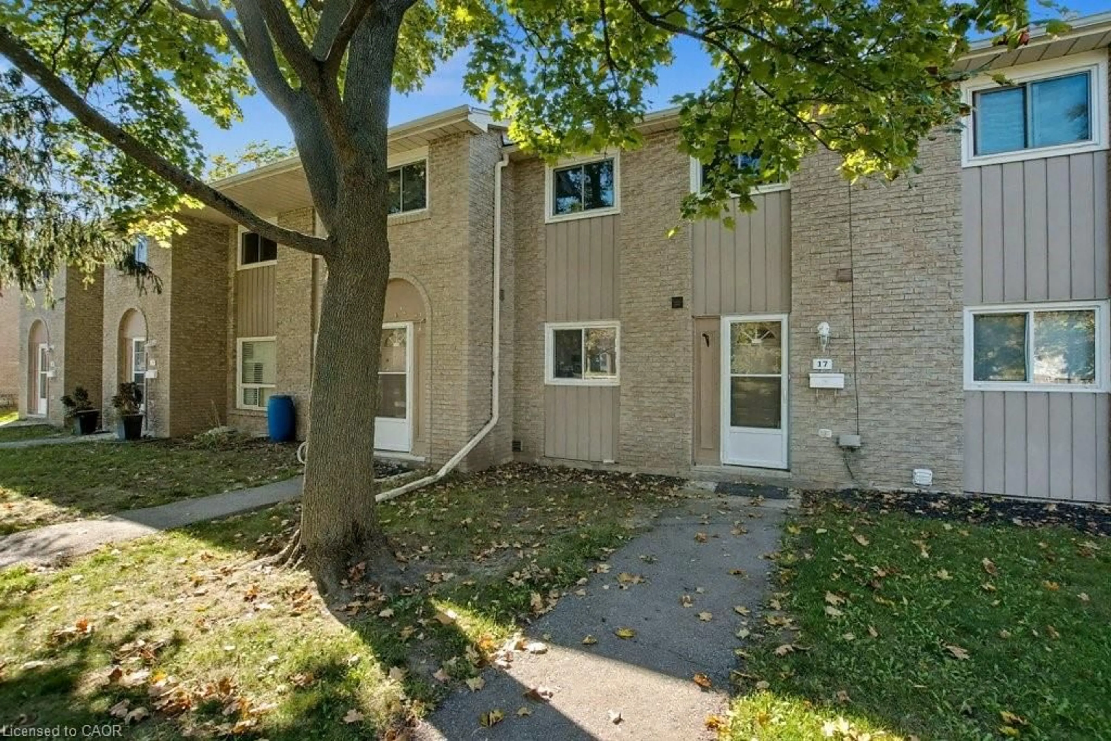 Unknown for 25 Upper Canada Dr #17, Kitchener Ontario N2P 1G2