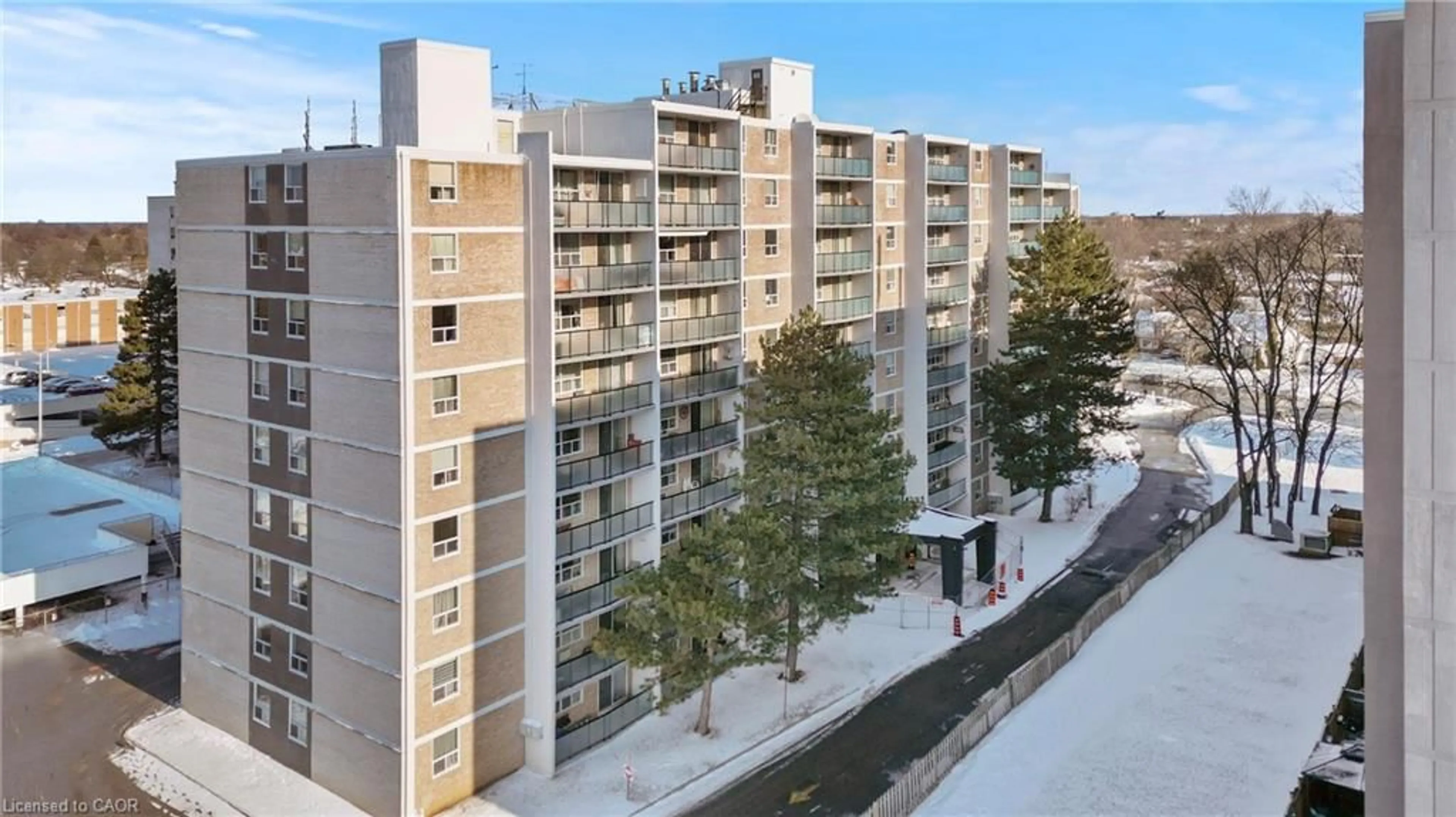 A pic from outside/outdoor area/front of a property/back of a property/a pic from drone, city buildings view from balcony for 359 Geneva St #1004, St. Catharines Ontario L2N 2G5