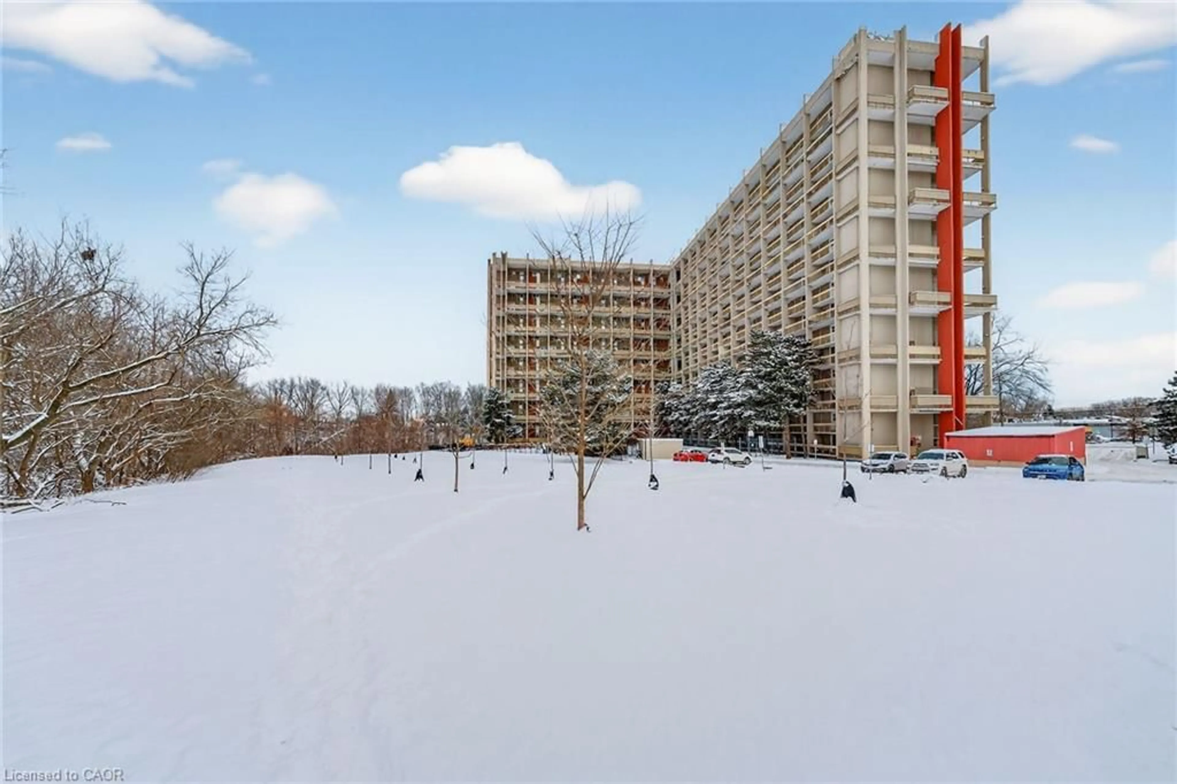 Unknown for 350 Quigley Rd #324, Hamilton Ontario L8K 5N2