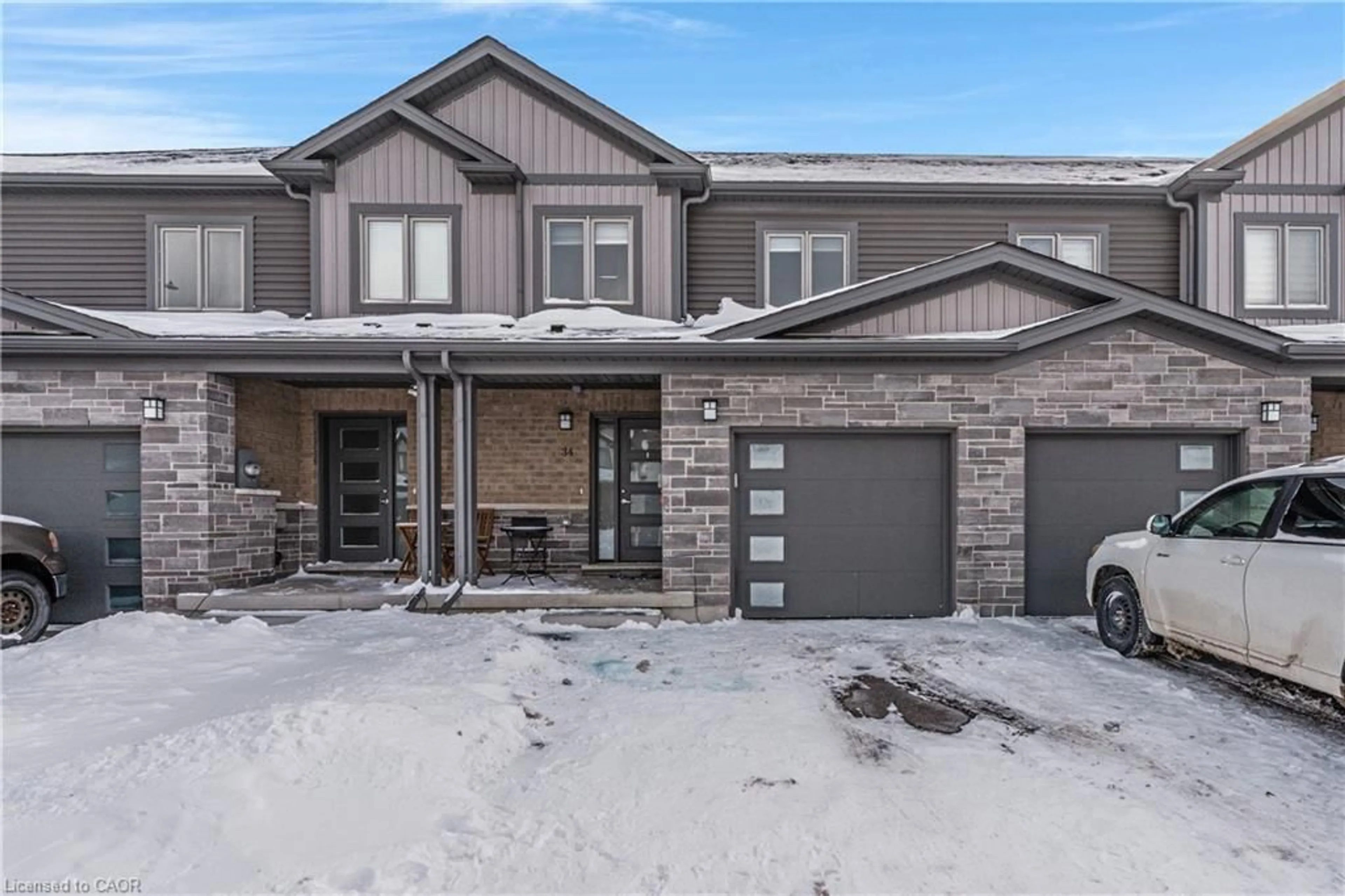 Home with brick exterior material, street for 34 Nieson St, Cambridge Ontario N1R 0B9