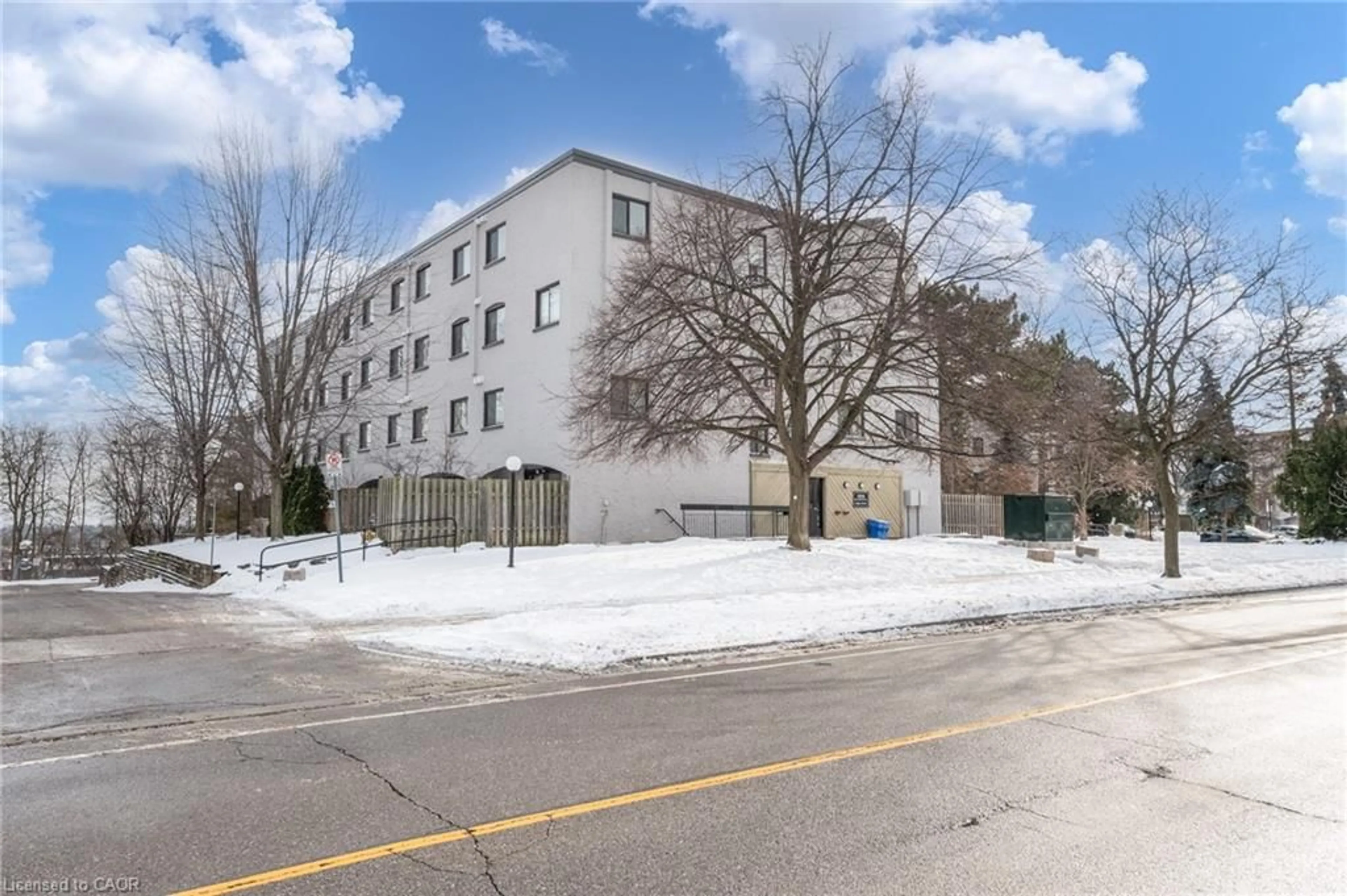 Unknown for 1036 Falgarwood Dr #79, Oakville Ontario L6H 2P3